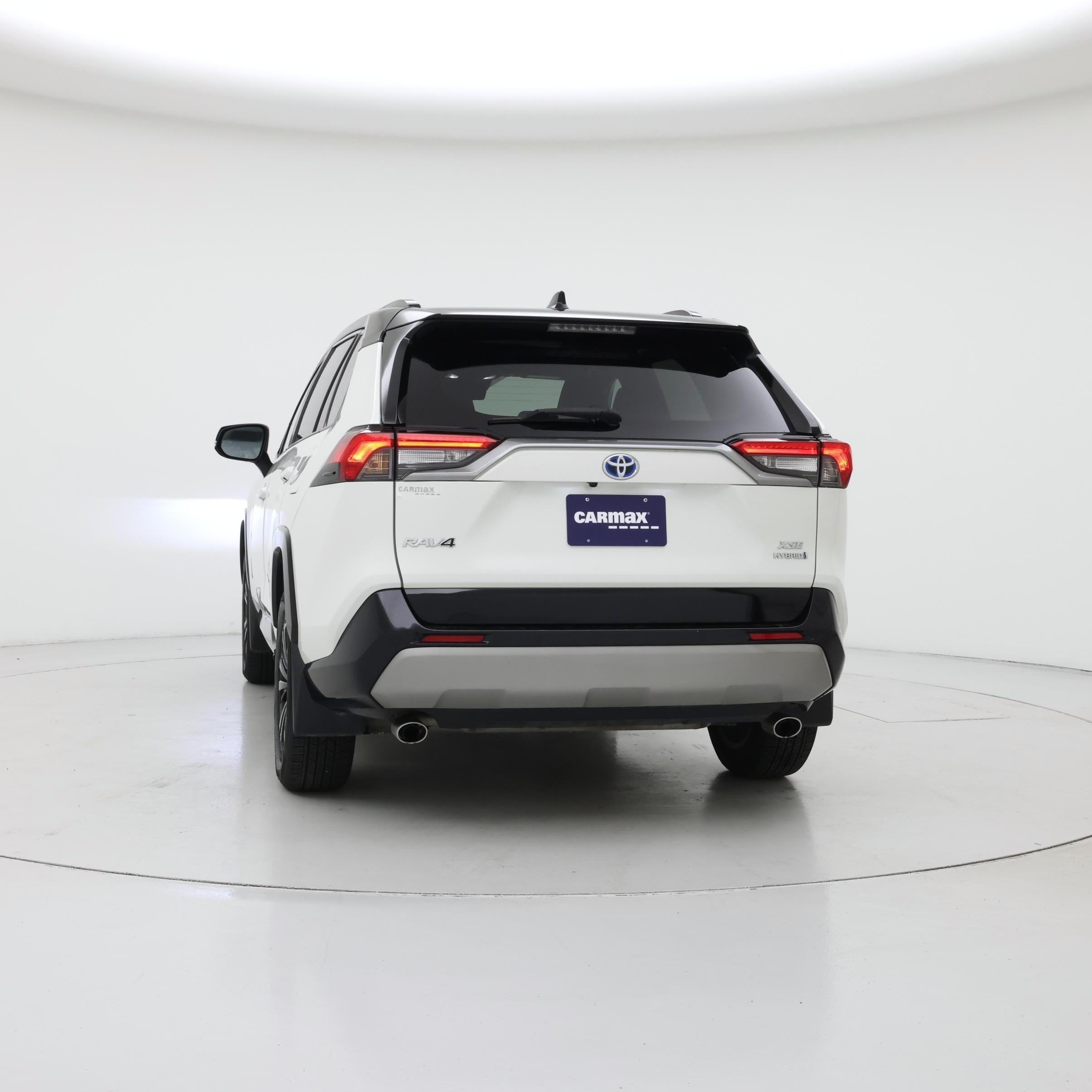 Thumbnail: 2022 Toyota RAV4 - 6