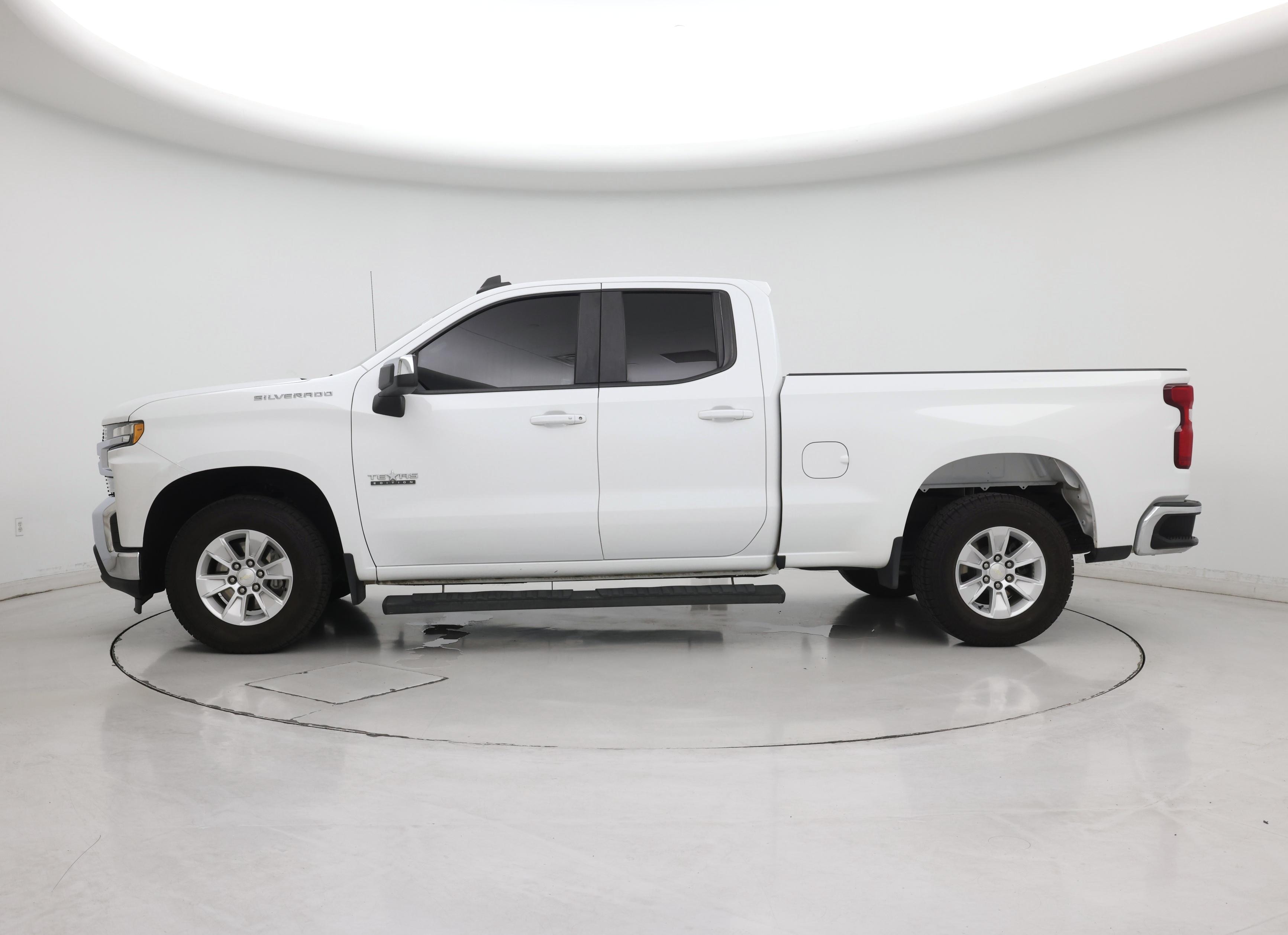Thumbnail: 2020 Chevrolet Silverado 1500 - 3