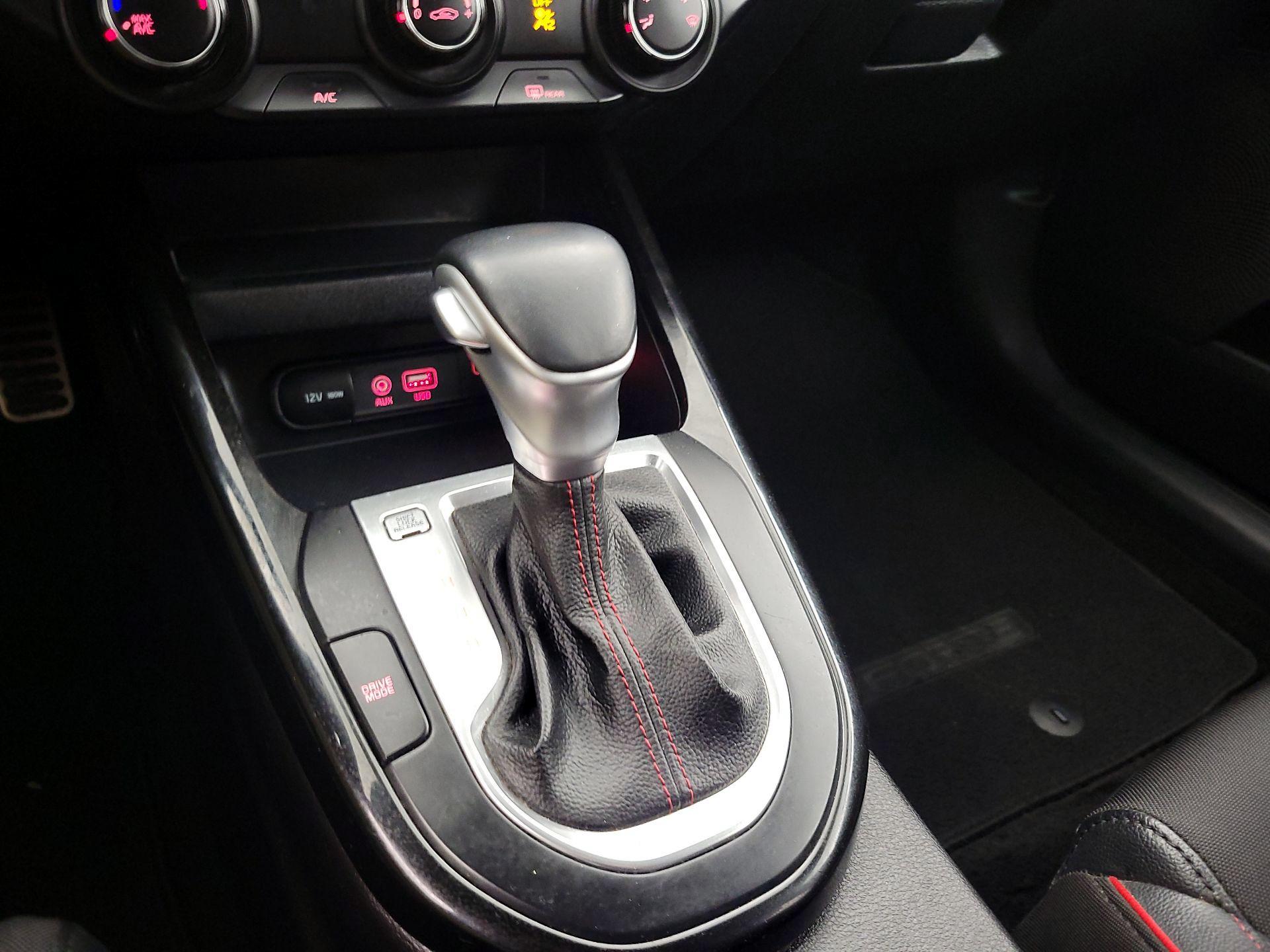 Thumbnail: 2021 Kia Forte - 17