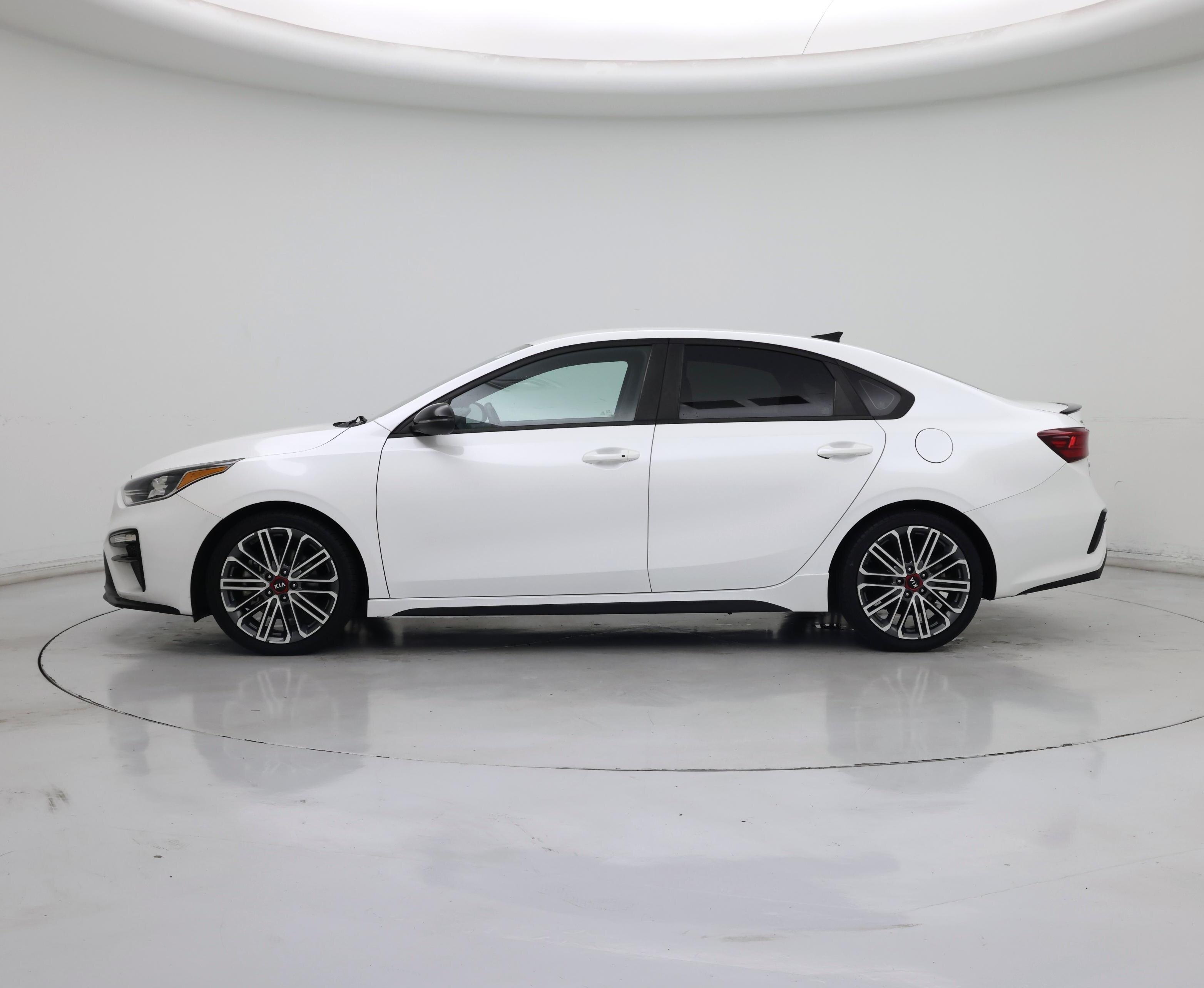 Thumbnail: 2021 Kia Forte - 3