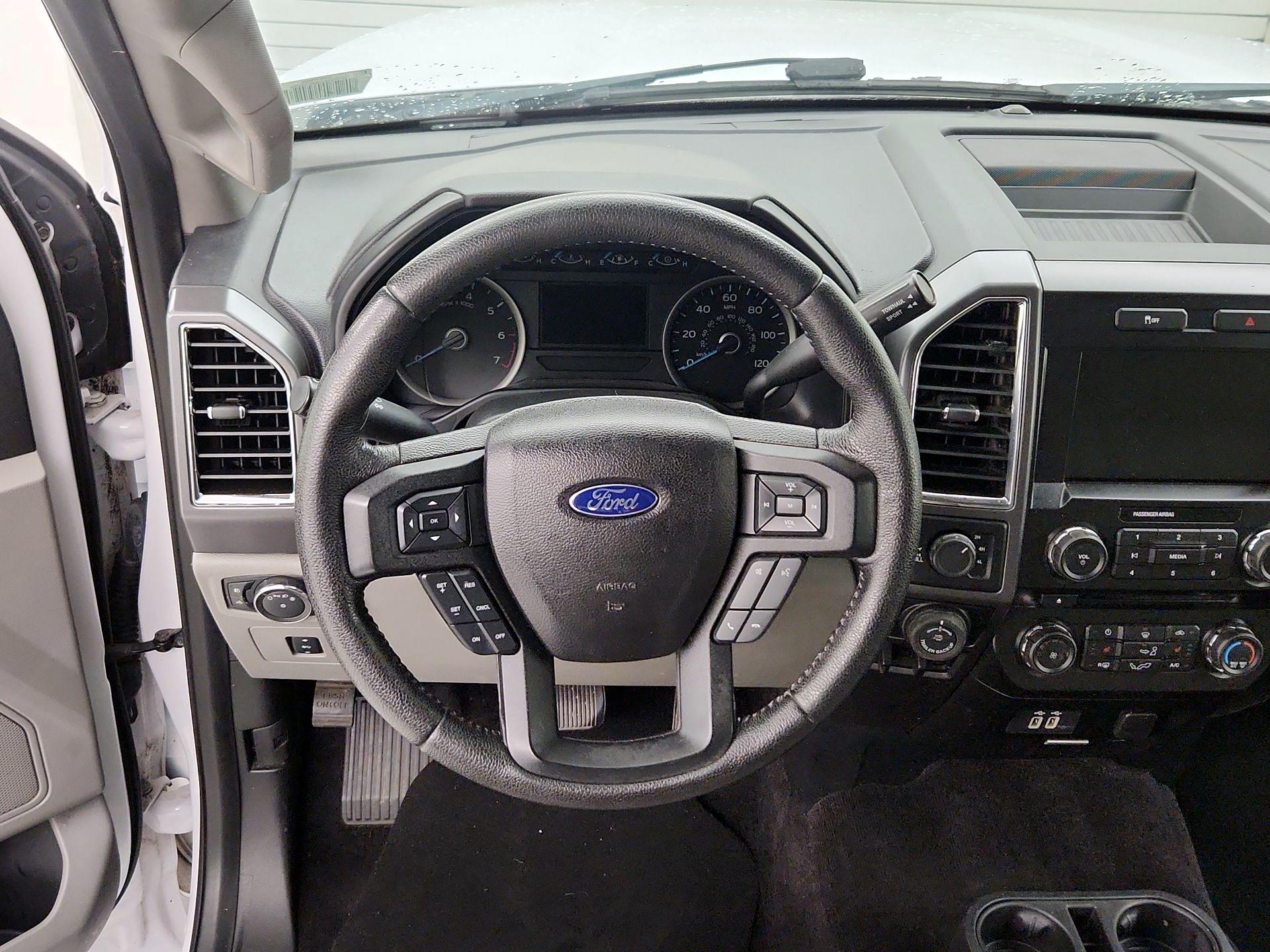 Thumbnail: 2016 Ford F-150 - 10
