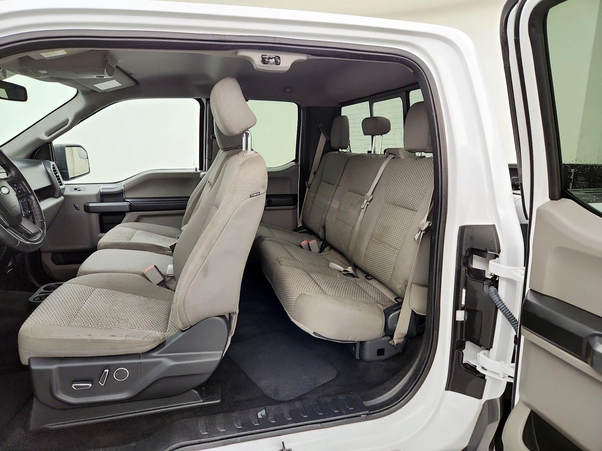 Thumbnail: 2016 Ford F-150 - 19