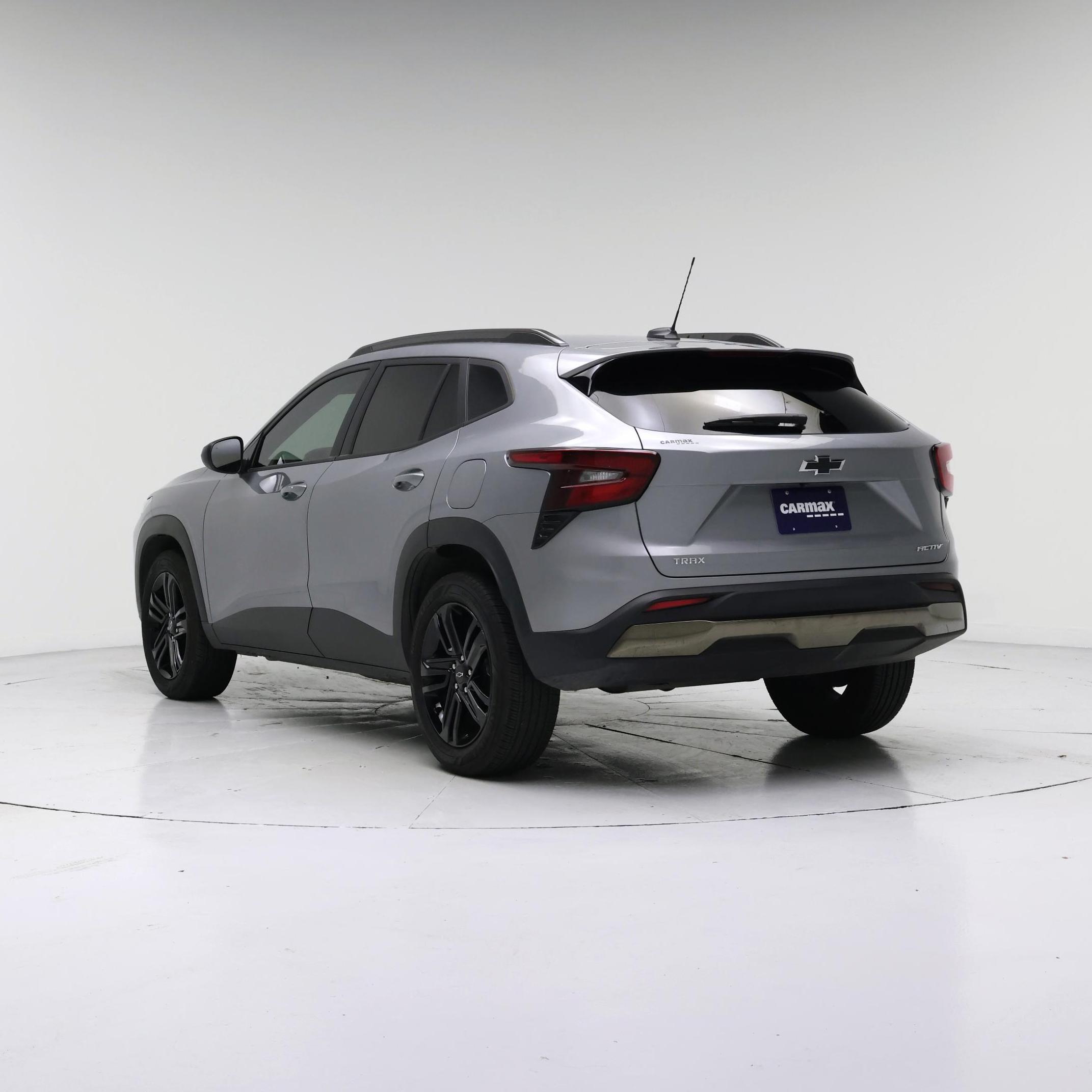 Thumbnail: 2025 Chevrolet Trax - 2