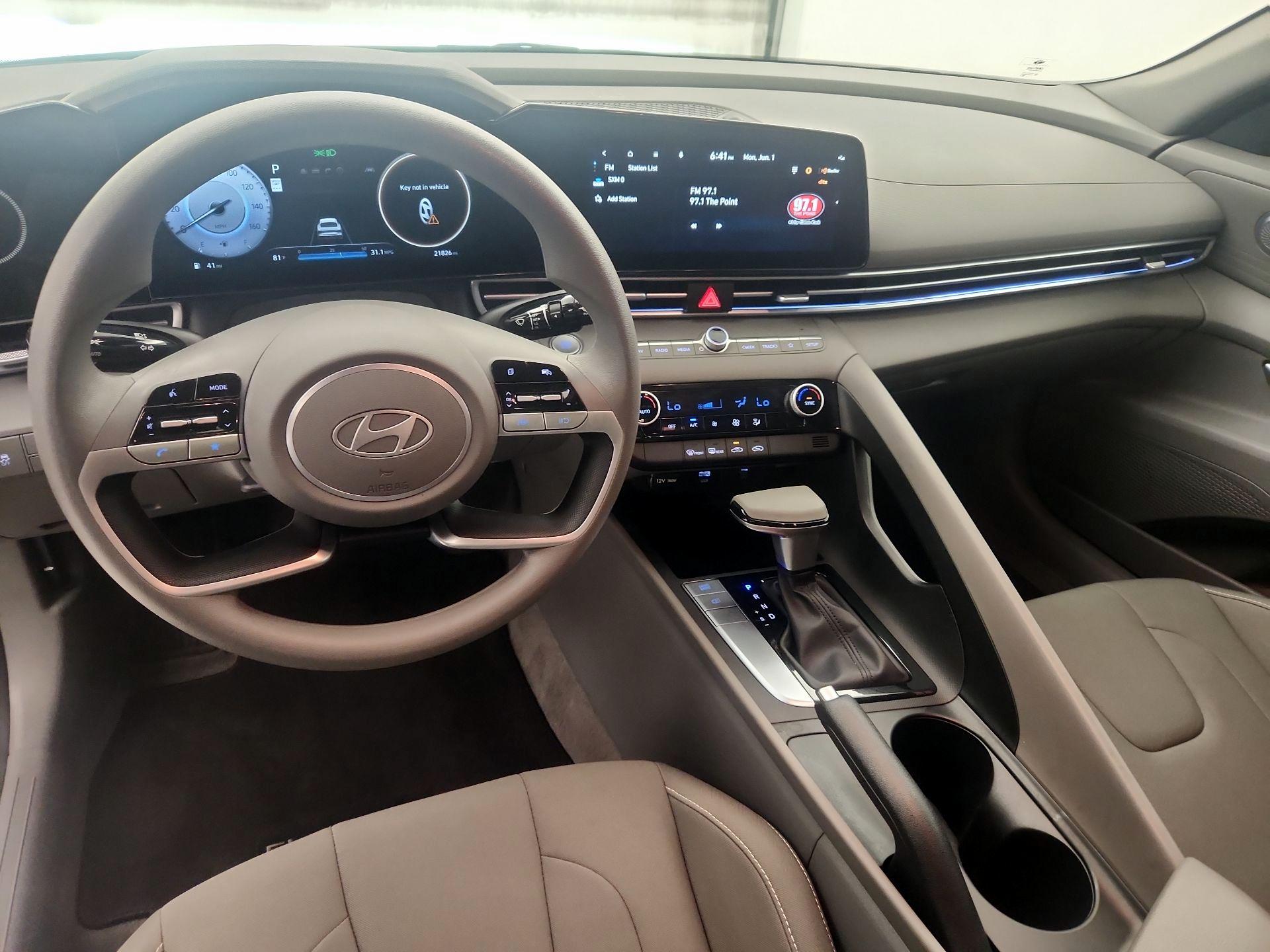Thumbnail: 2024 Hyundai Elantra - 9