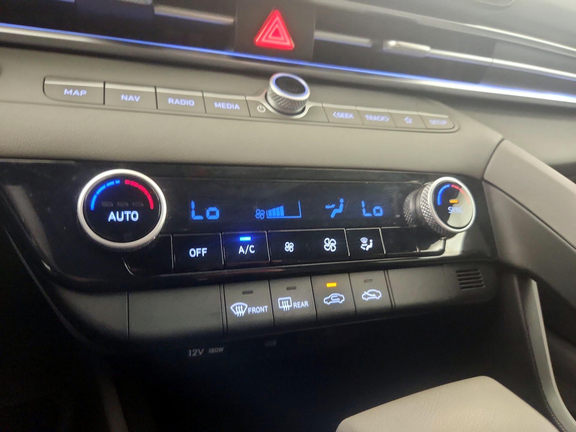 Thumbnail: 2024 Hyundai Elantra - 16