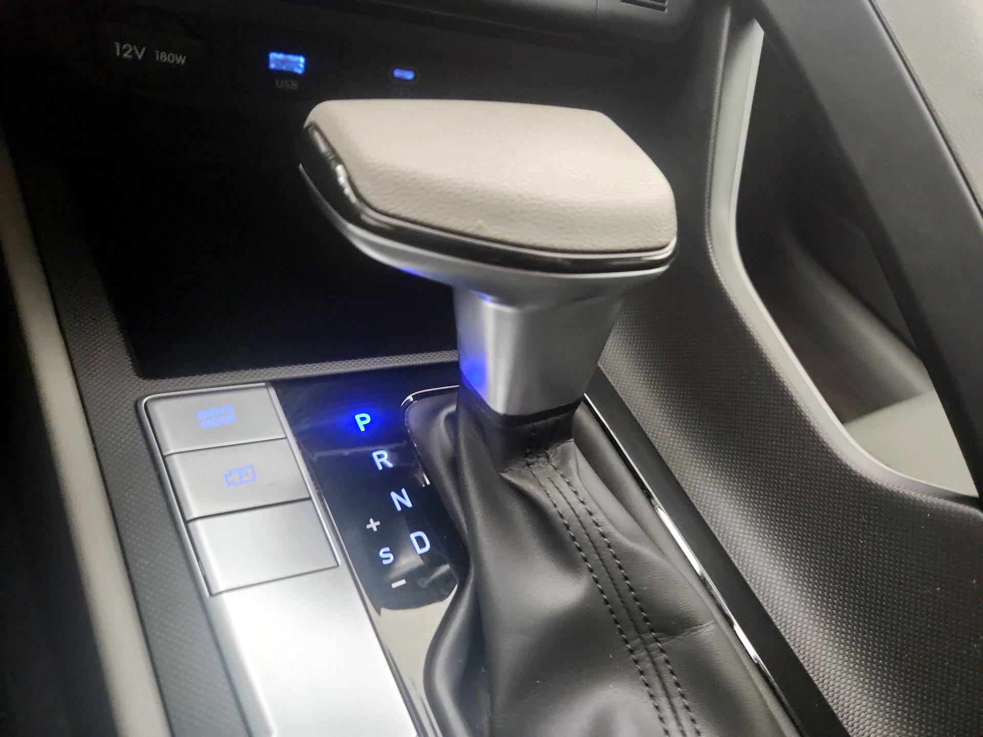 Thumbnail: 2024 Hyundai Elantra - 17