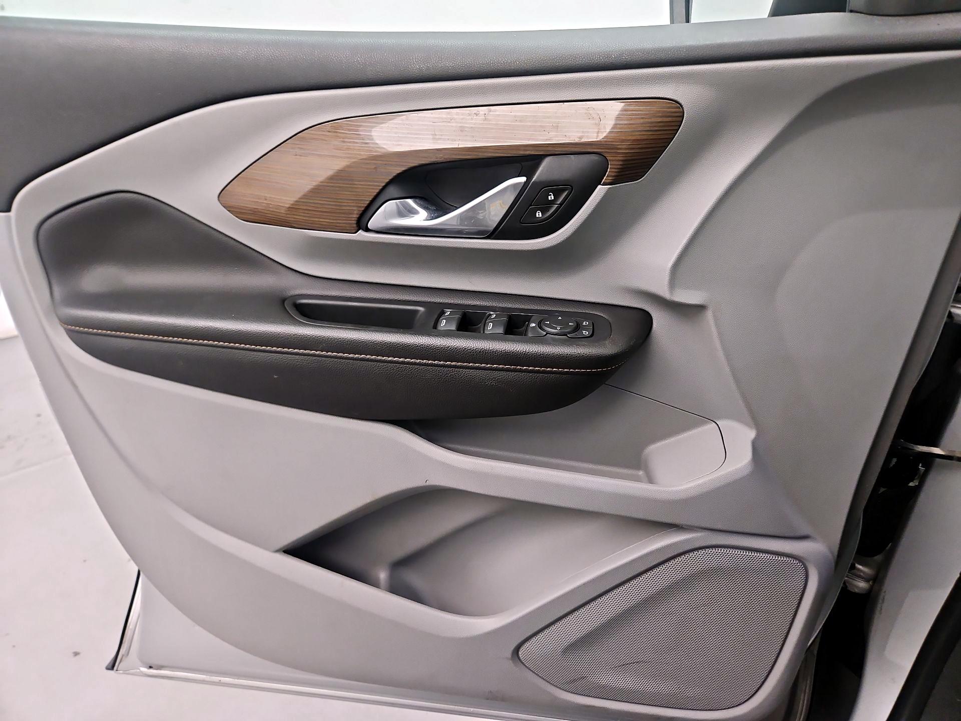 Thumbnail: 2019 GMC Terrain - 10