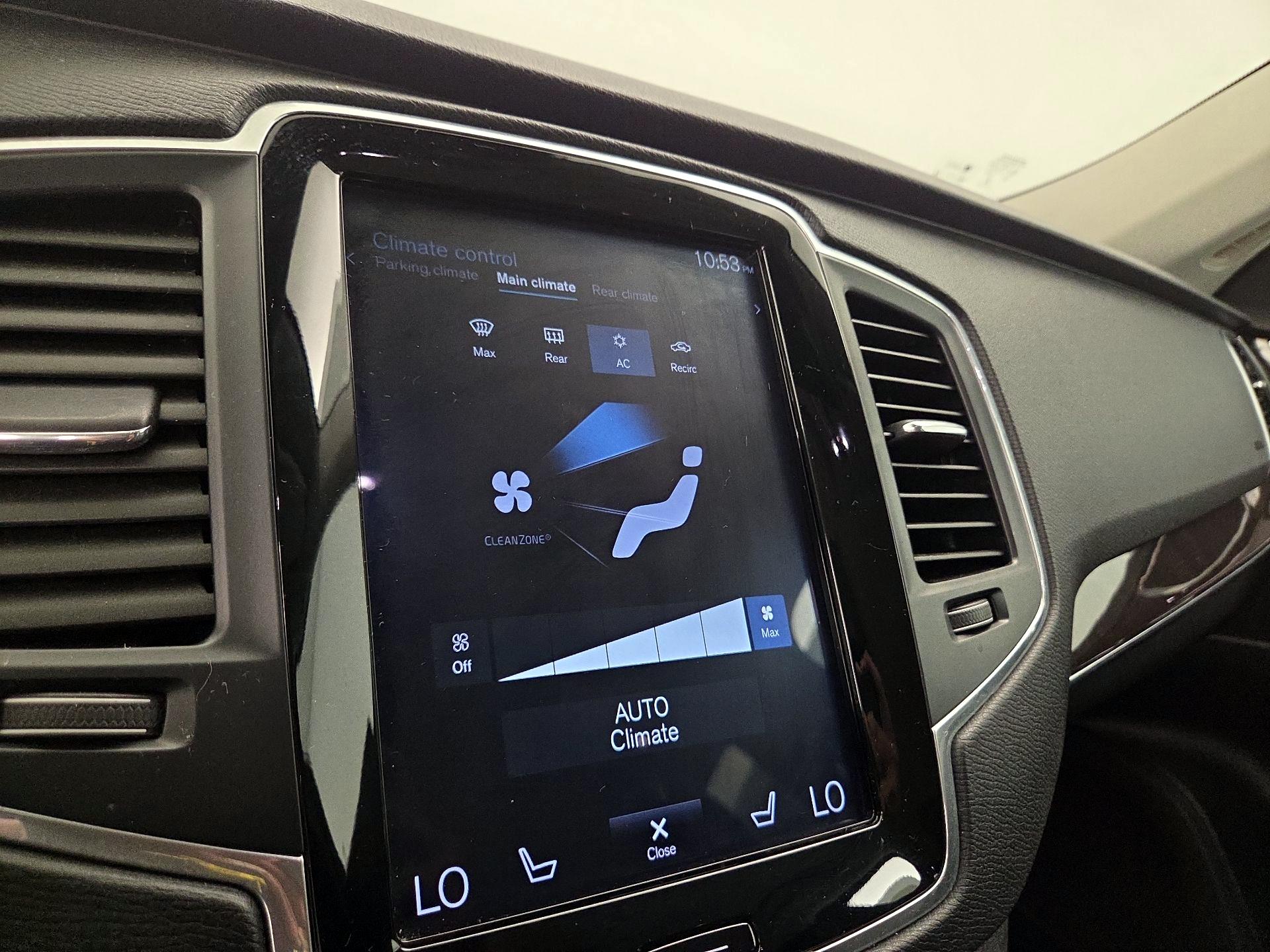 Thumbnail: 2019 Volvo XC90 - 16