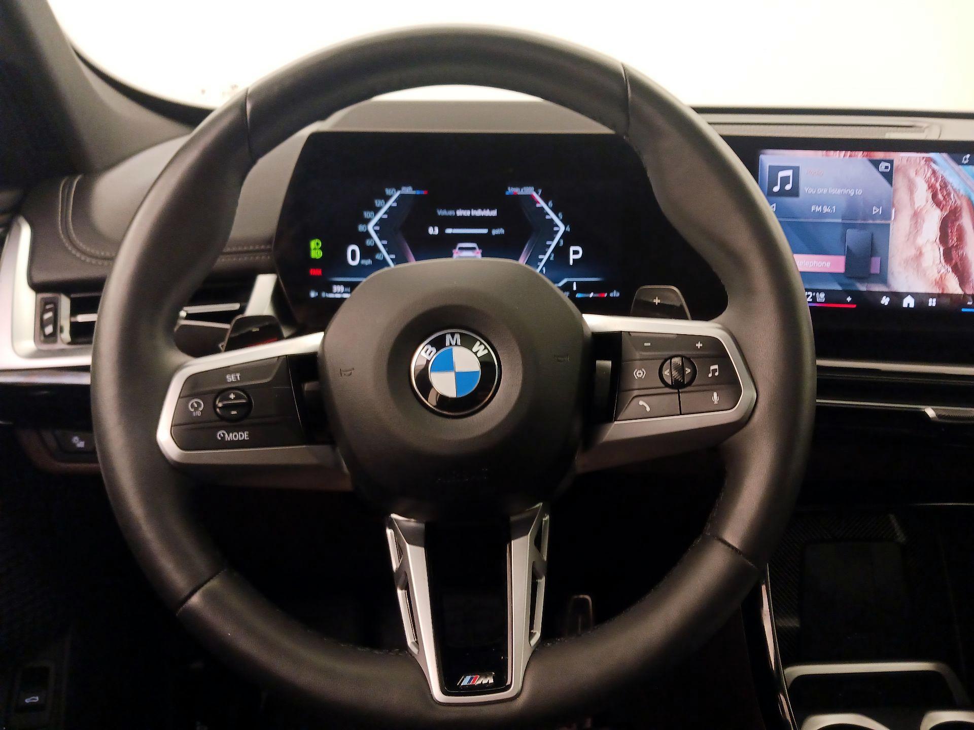 Thumbnail: 2025 BMW X1 - 10