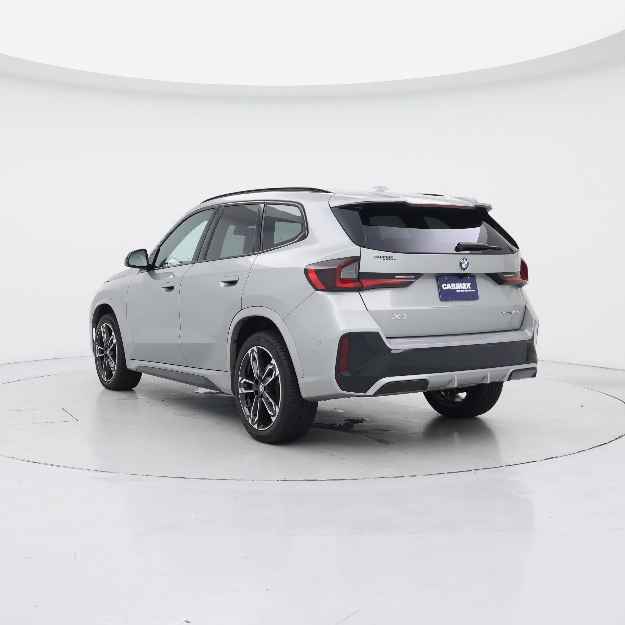 Thumbnail: 2025 BMW X1 - 2