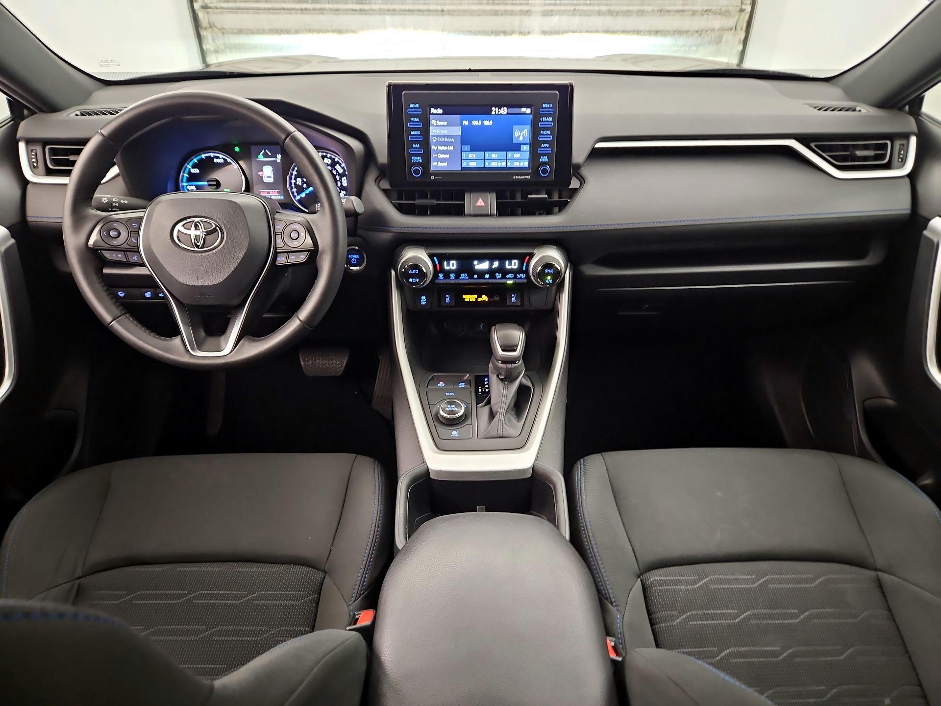 Thumbnail: 2022 Toyota RAV4 - 9