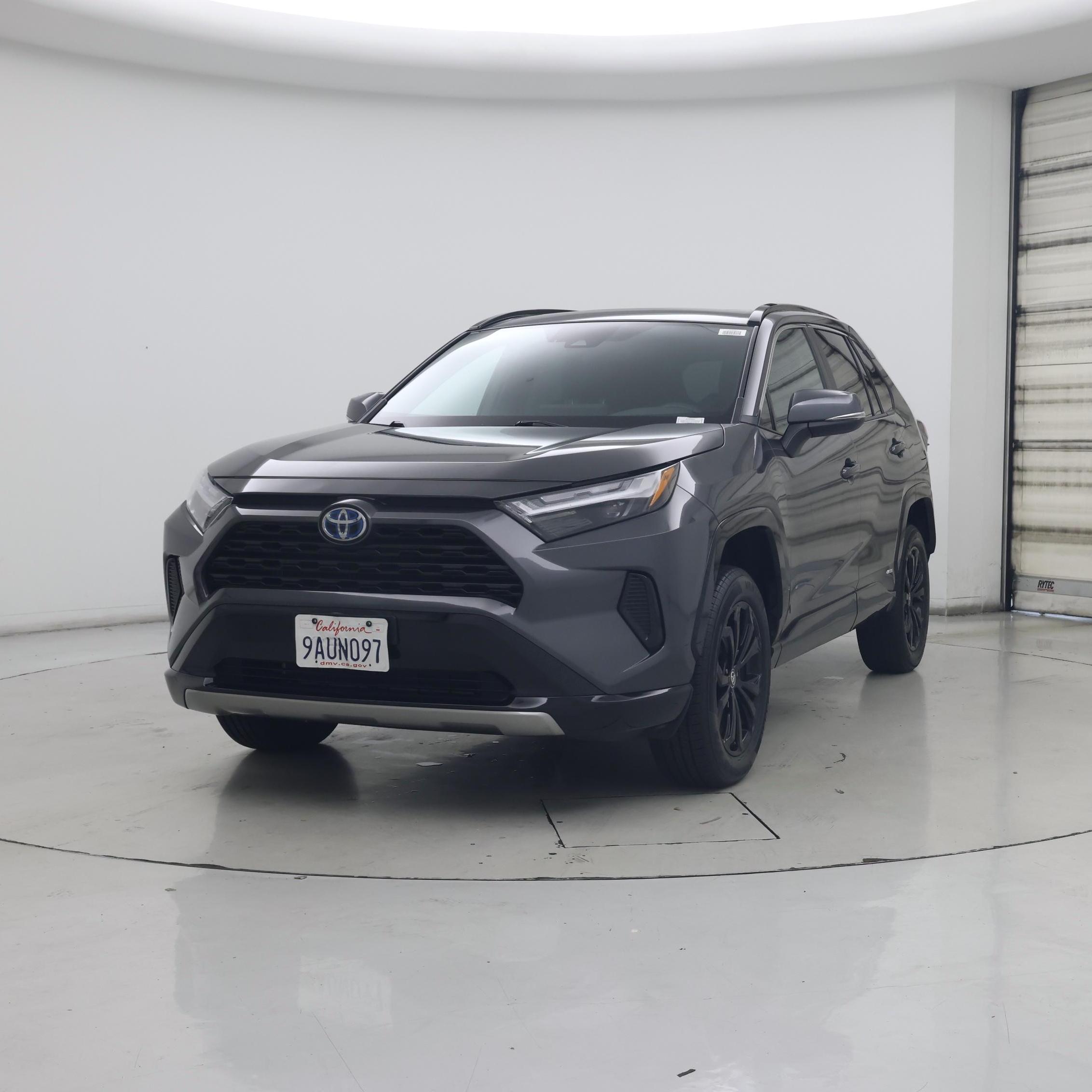 Thumbnail: 2022 Toyota RAV4 - 4