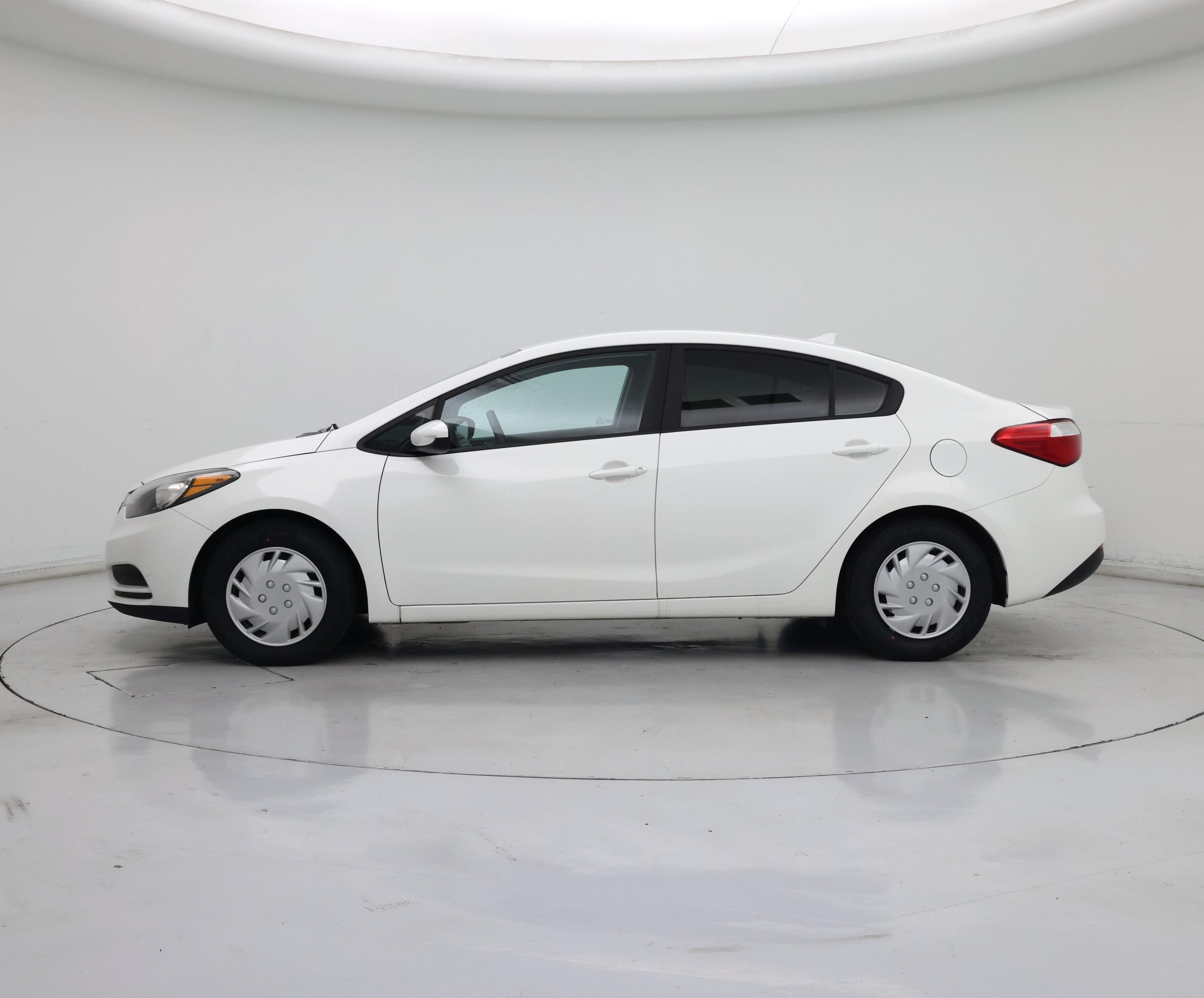 Thumbnail: 2016 Kia Forte - 3