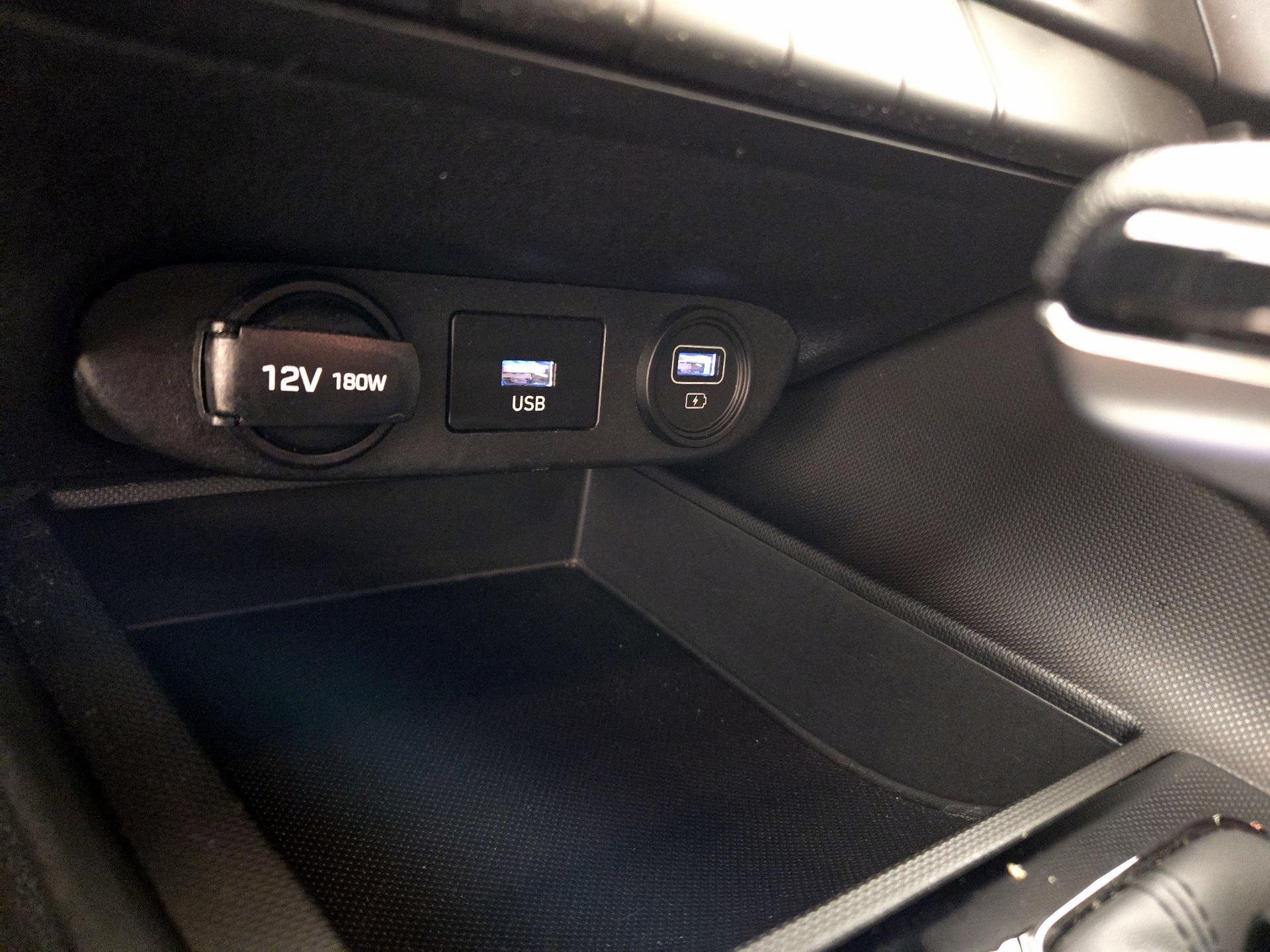 Thumbnail: 2021 Hyundai Elantra - 18