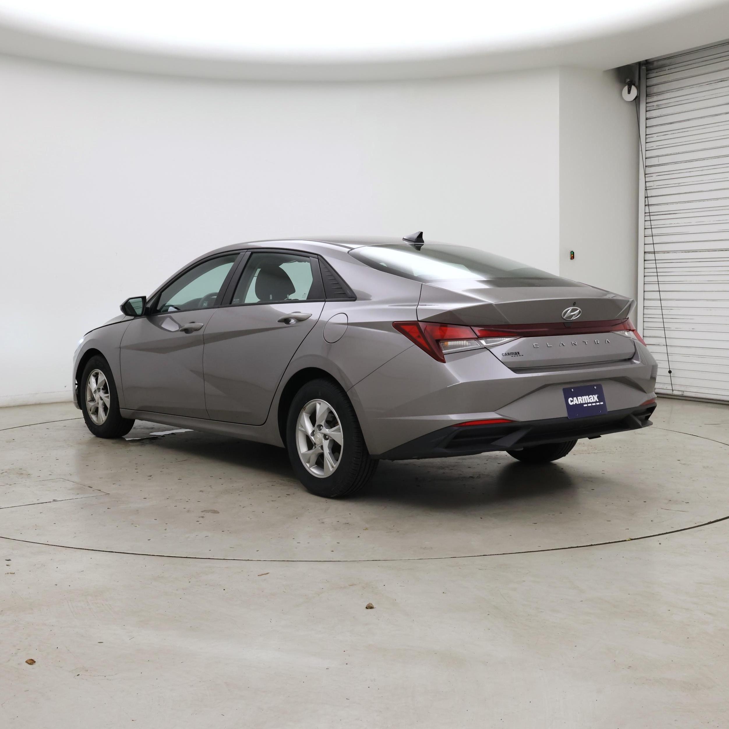 Thumbnail: 2021 Hyundai Elantra - 2