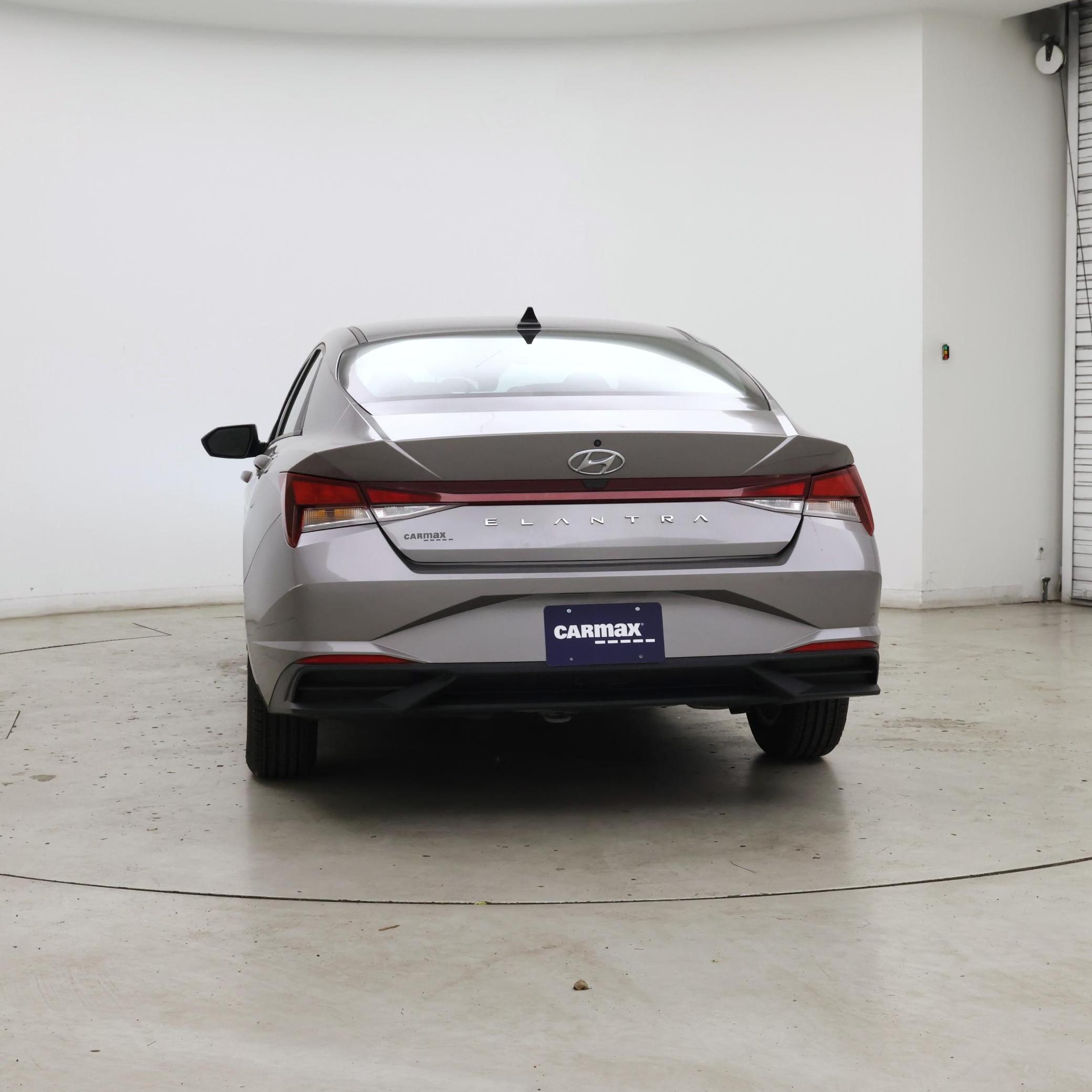 Thumbnail: 2021 Hyundai Elantra - 6