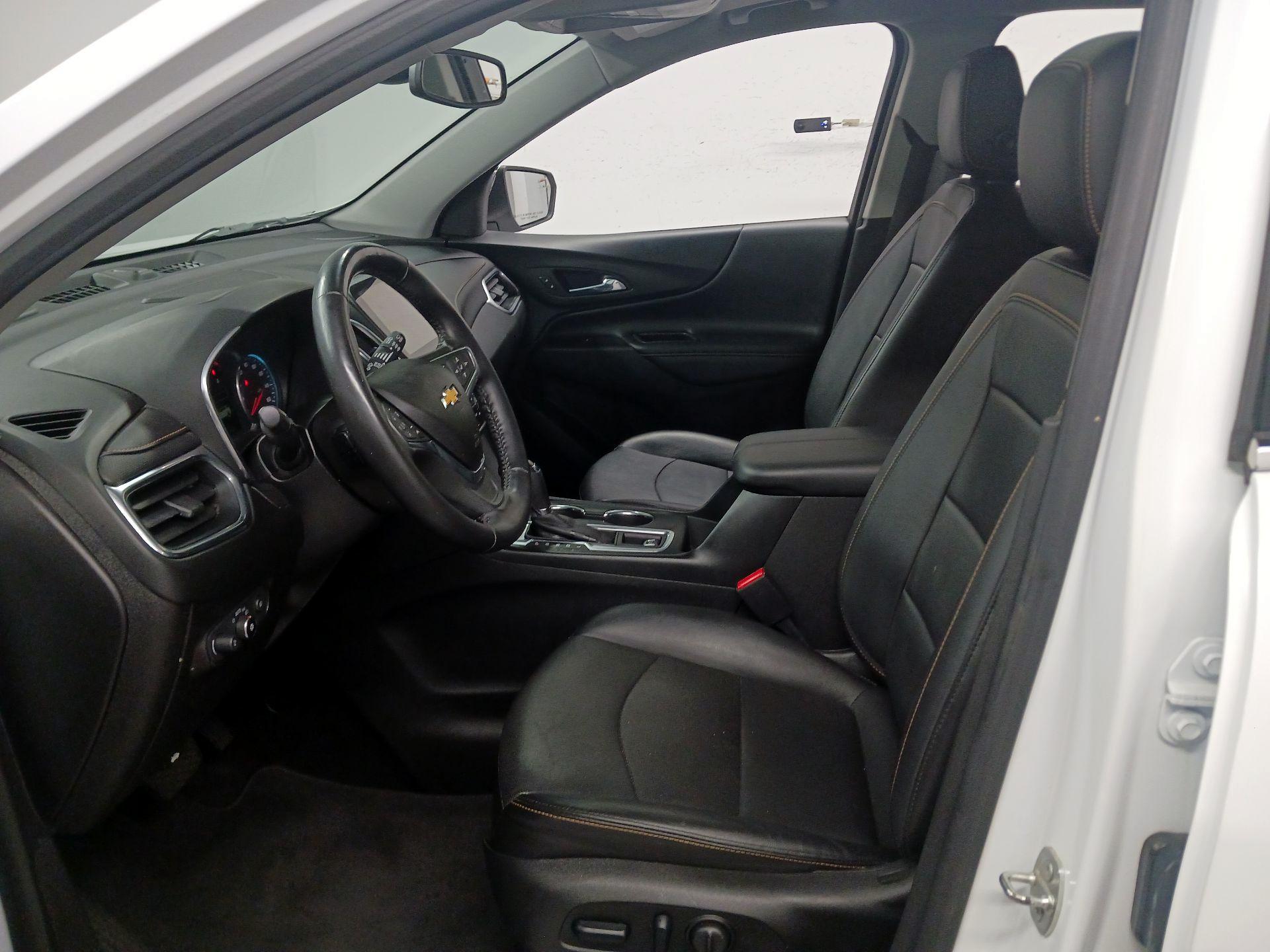 Thumbnail: 2018 Chevrolet Equinox - 9
