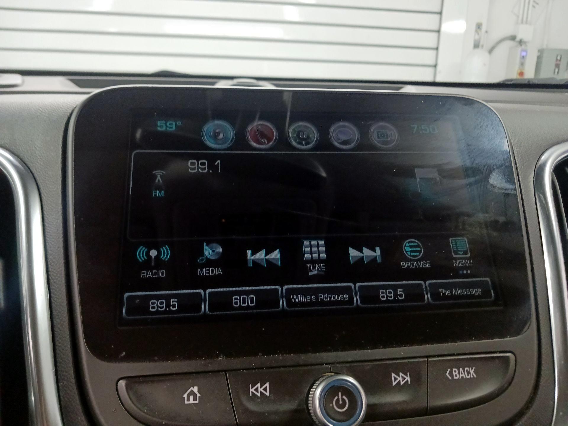 Thumbnail: 2018 Chevrolet Equinox - 13