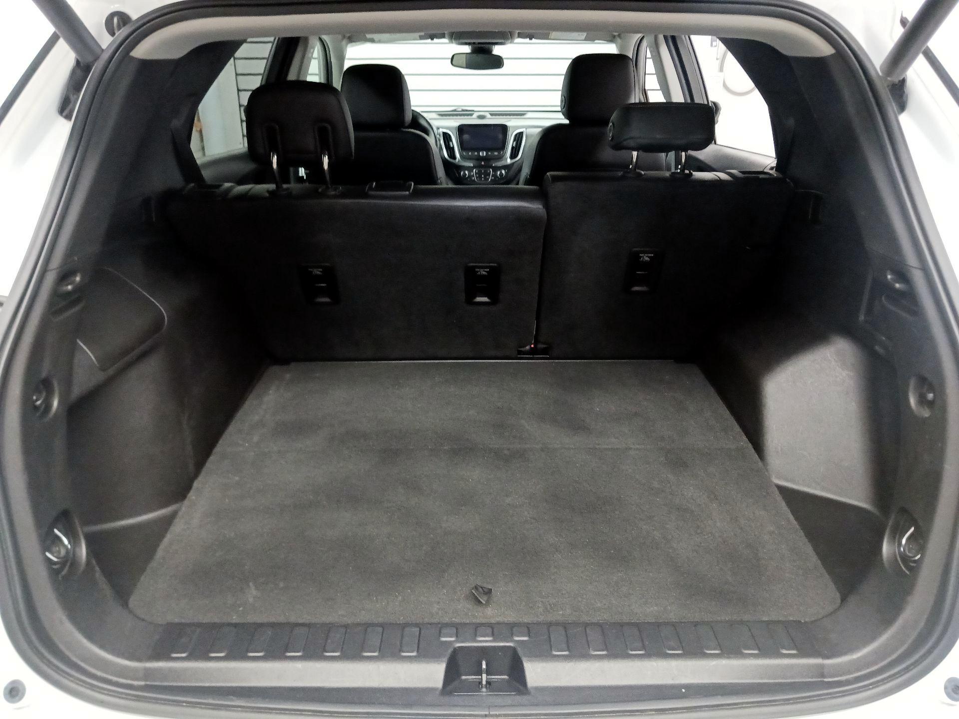 Thumbnail: 2018 Chevrolet Equinox - 19