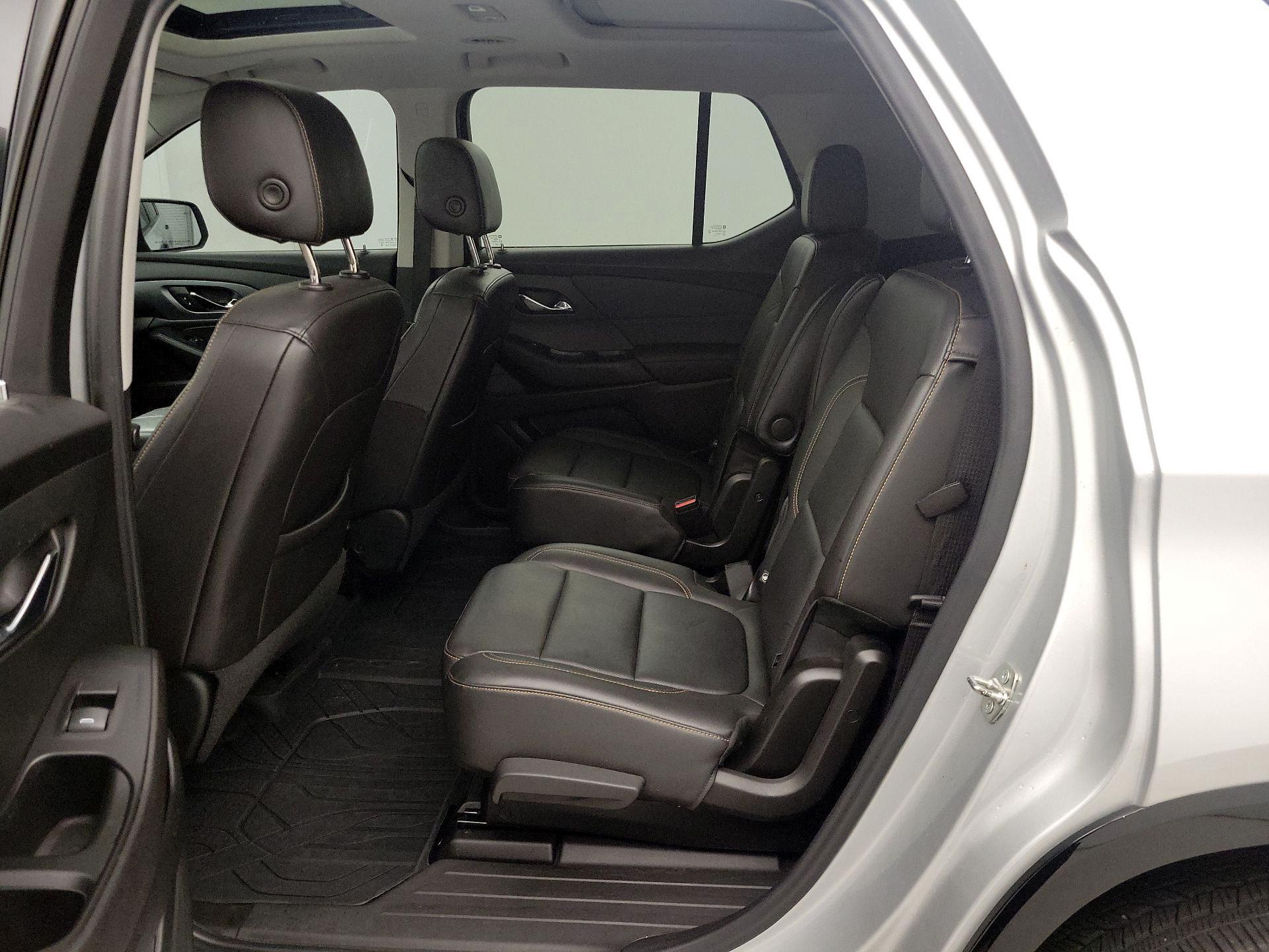 Thumbnail: 2021 Chevrolet Traverse - 20