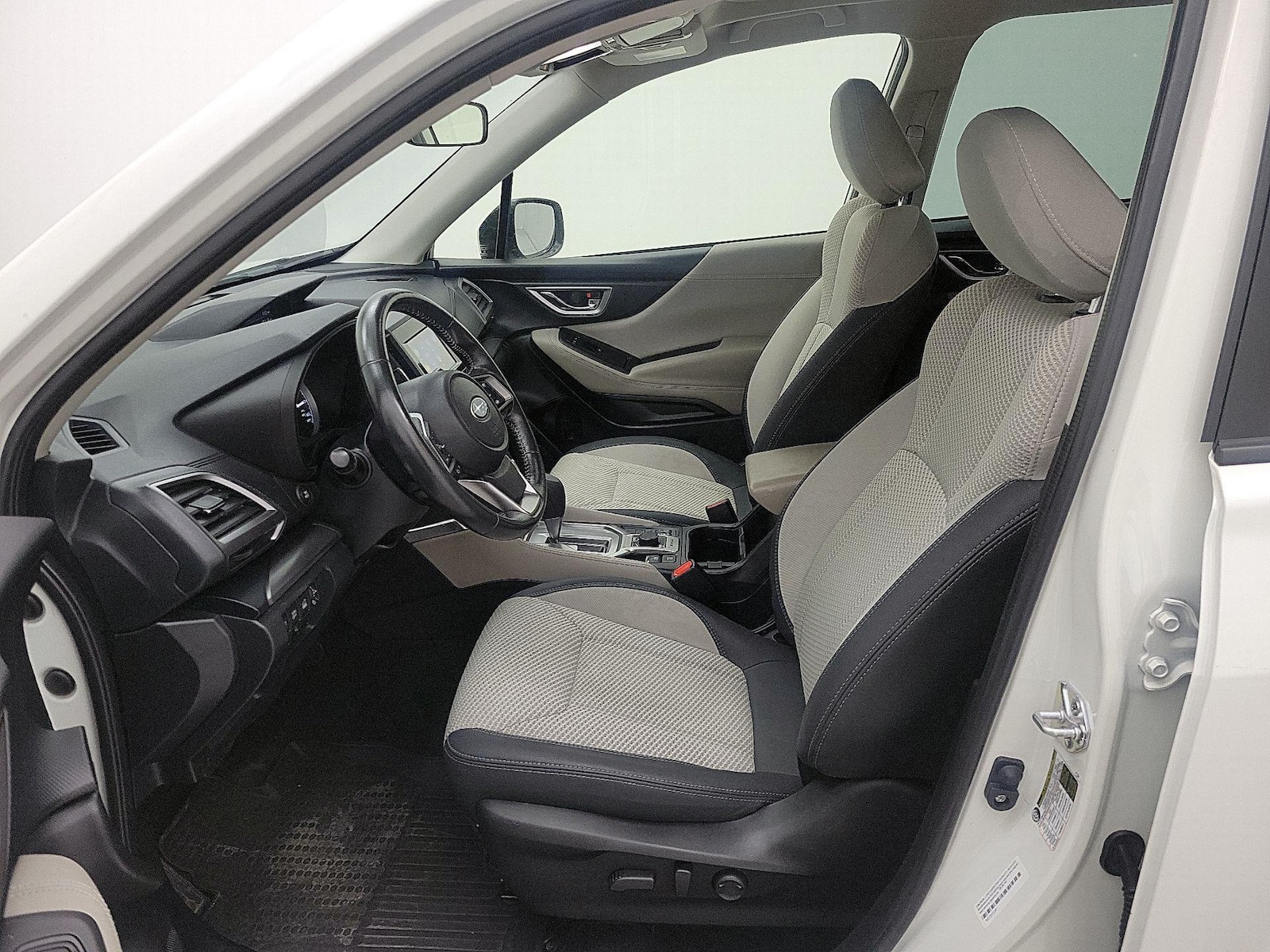 2024 Subaru Forester Premium - Photo 12