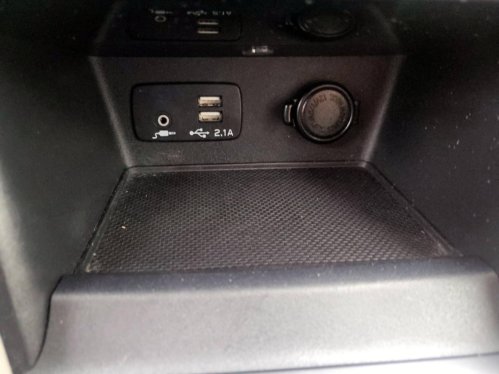 2024 Subaru Forester Premium - Photo 19