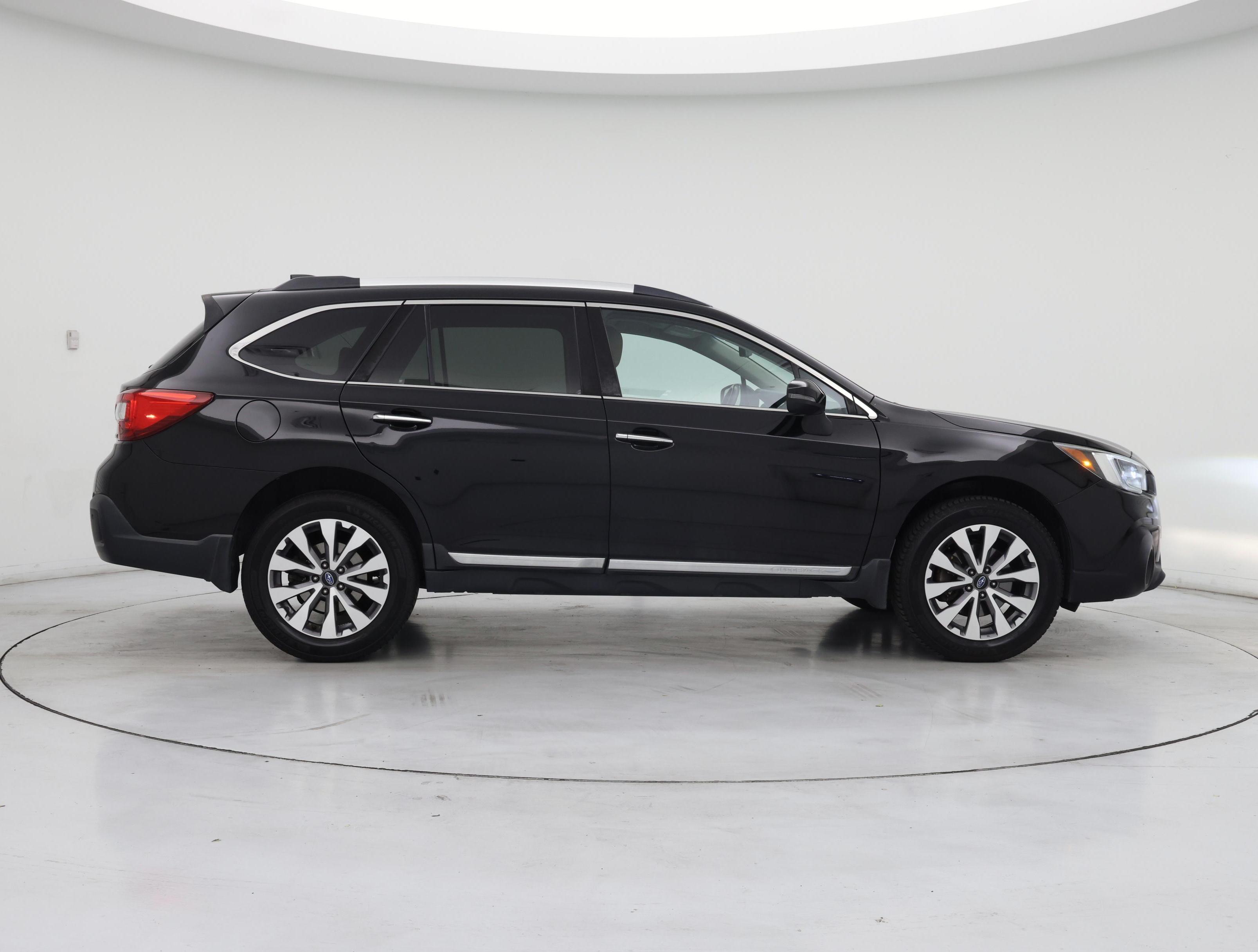 Thumbnail: 2018 Subaru Outback - 7