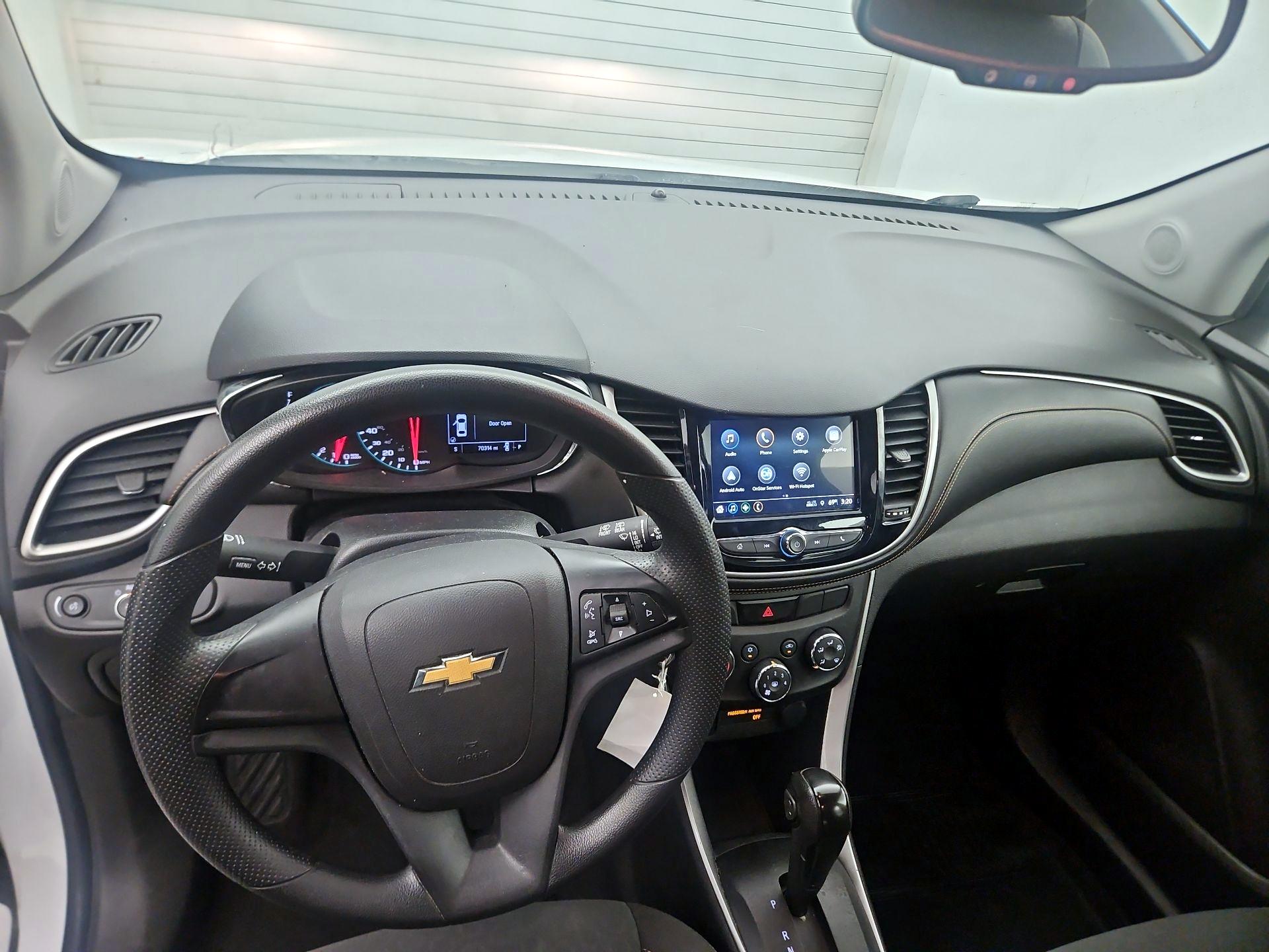 Thumbnail: 2018 Chevrolet Trax - 9
