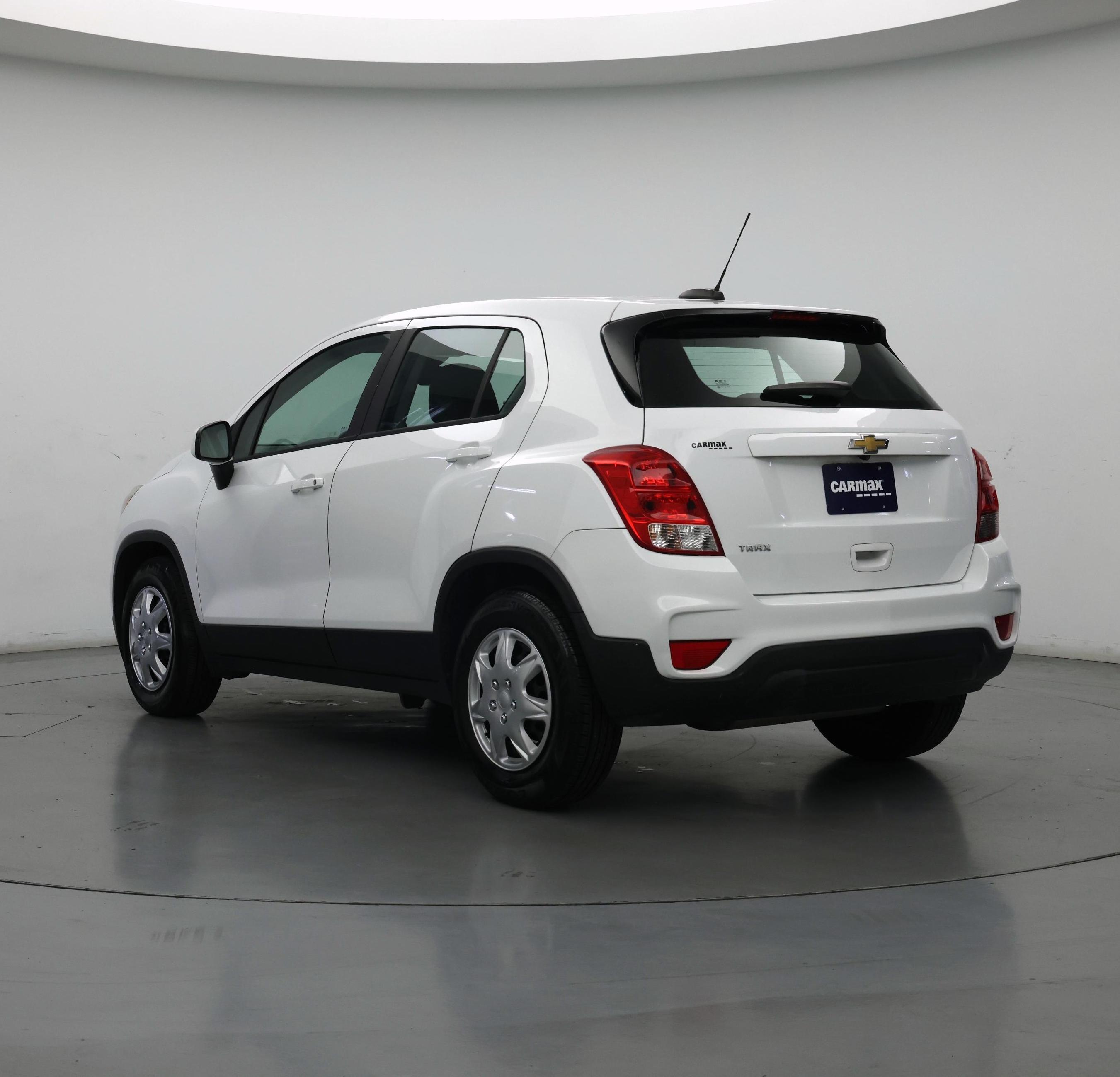 Thumbnail: 2018 Chevrolet Trax - 2