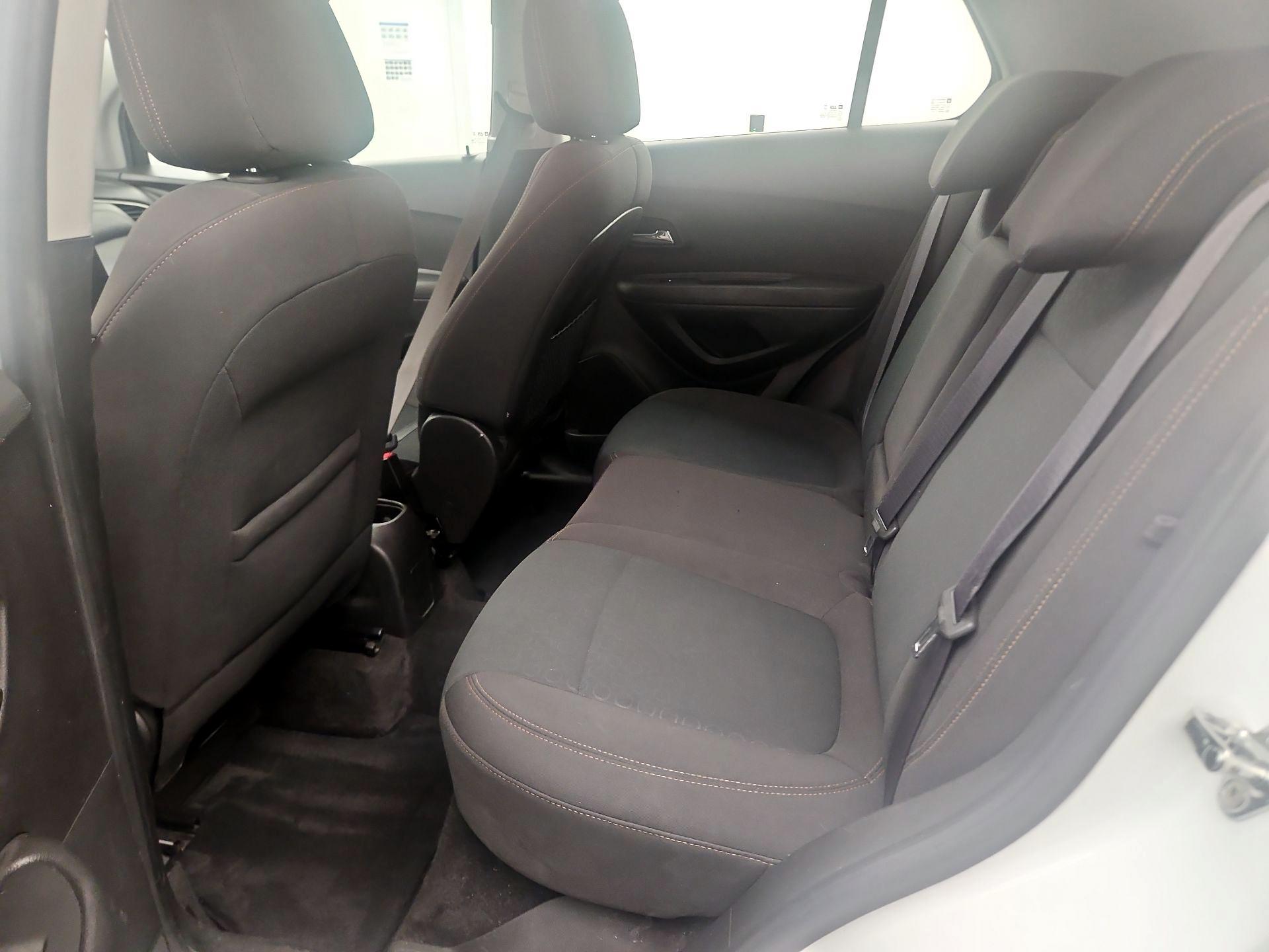Thumbnail: 2018 Chevrolet Trax - 19