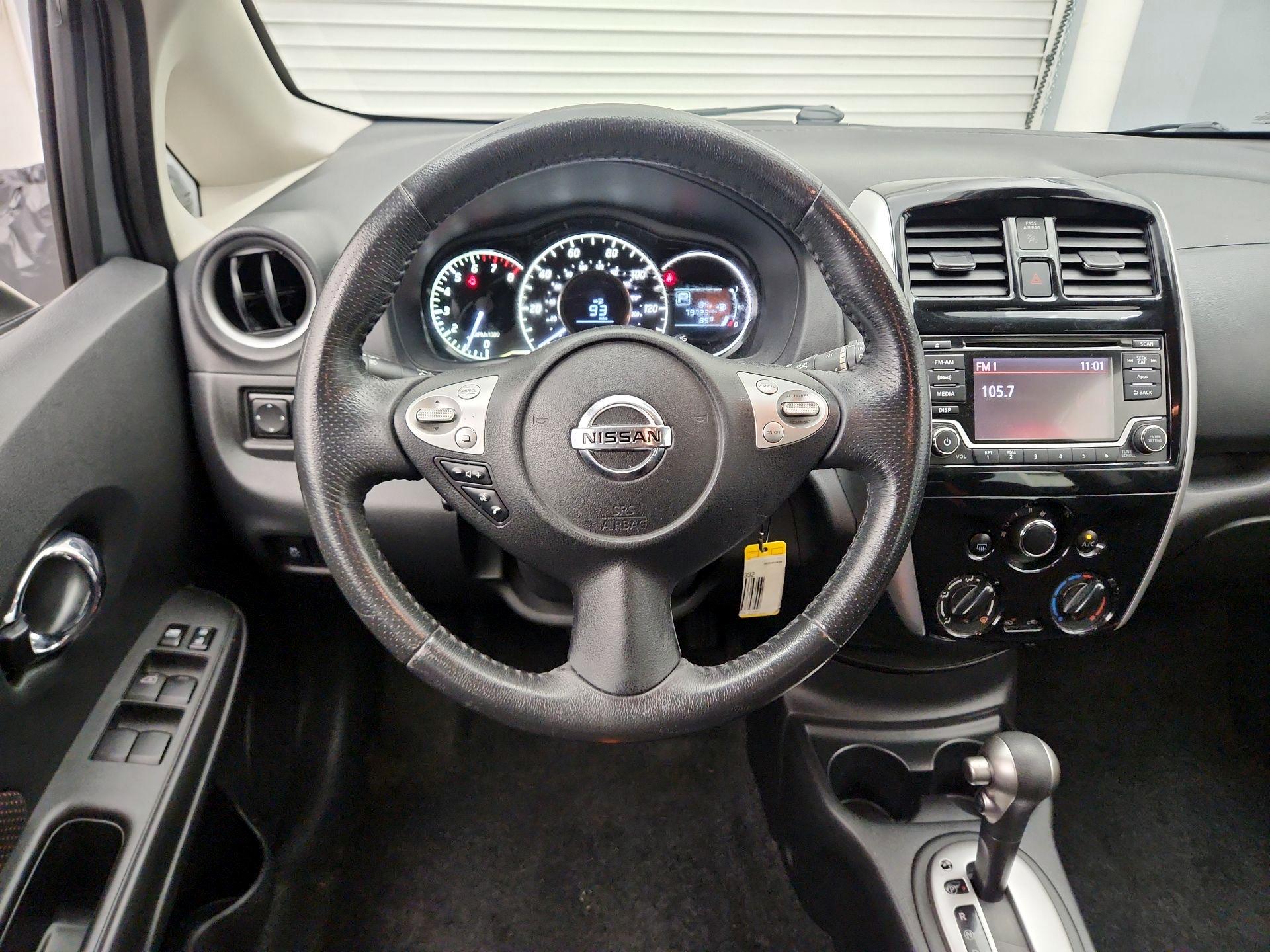 Thumbnail: 2015 Nissan Versa Note - 10