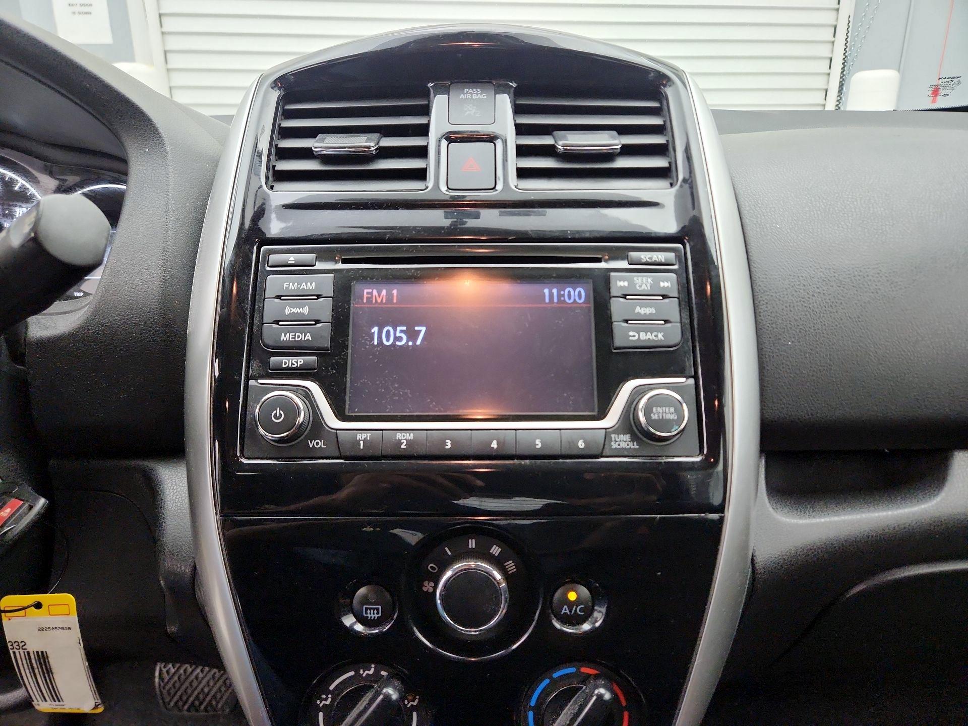 Thumbnail: 2015 Nissan Versa Note - 15