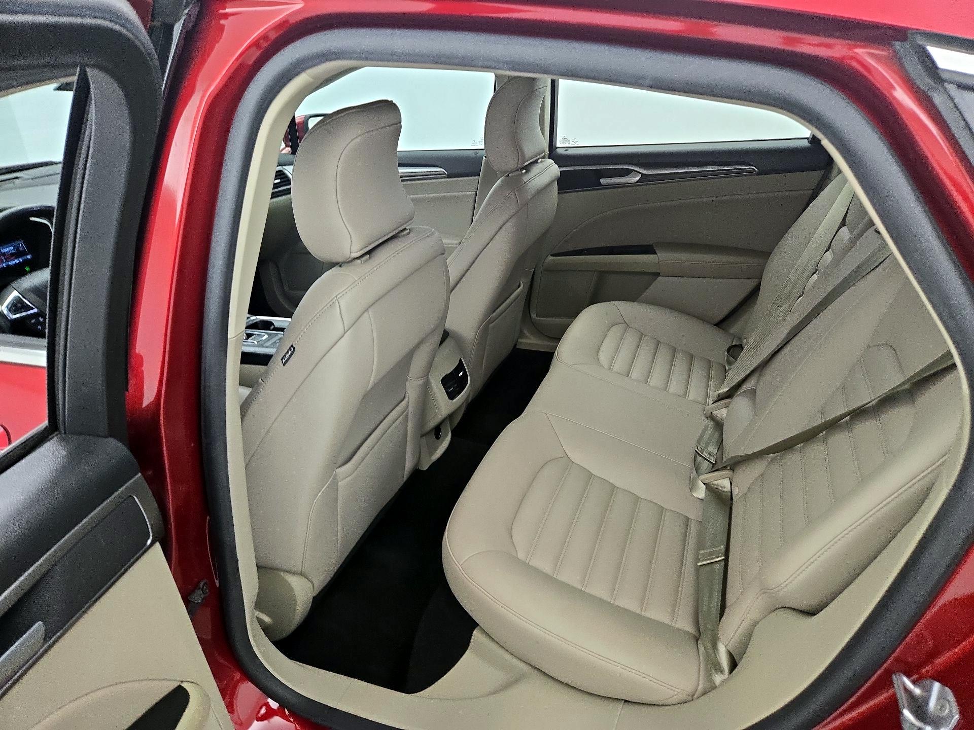 Thumbnail: 2019 Ford Fusion - 20