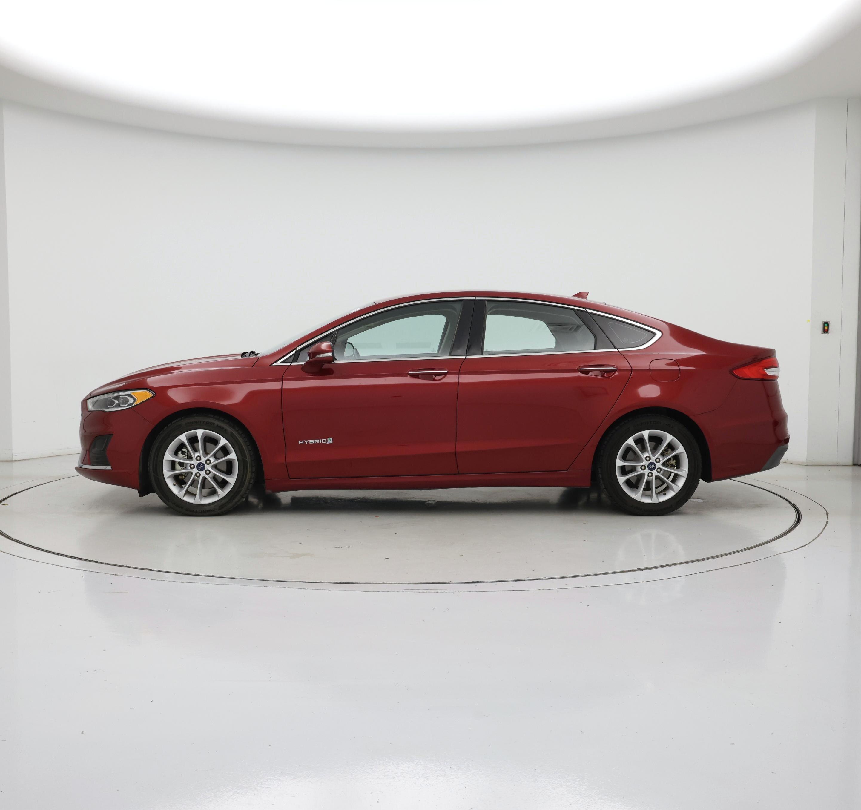 Thumbnail: 2019 Ford Fusion - 3