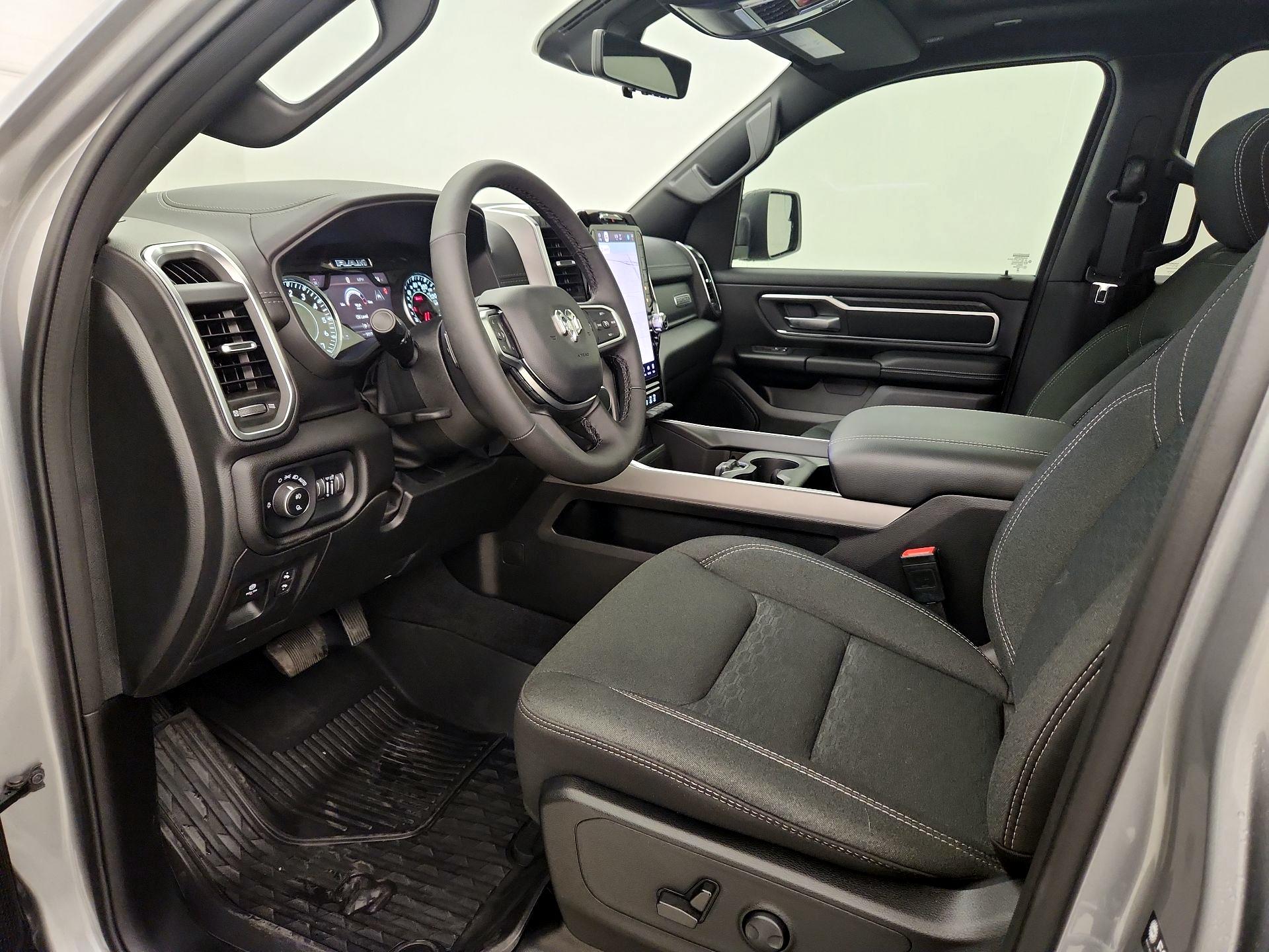 Thumbnail: 2025 RAM 1500 - 11