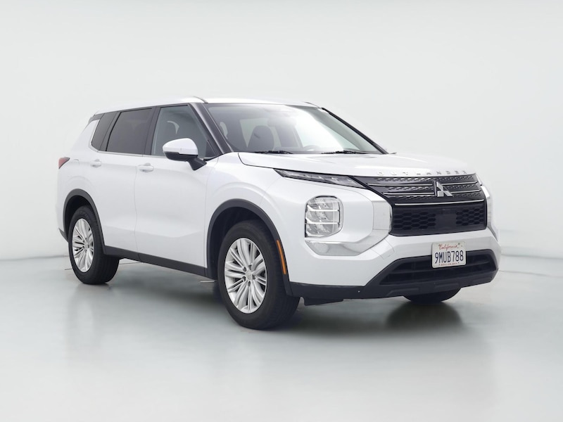 2024 Mitsubishi Outlander ES