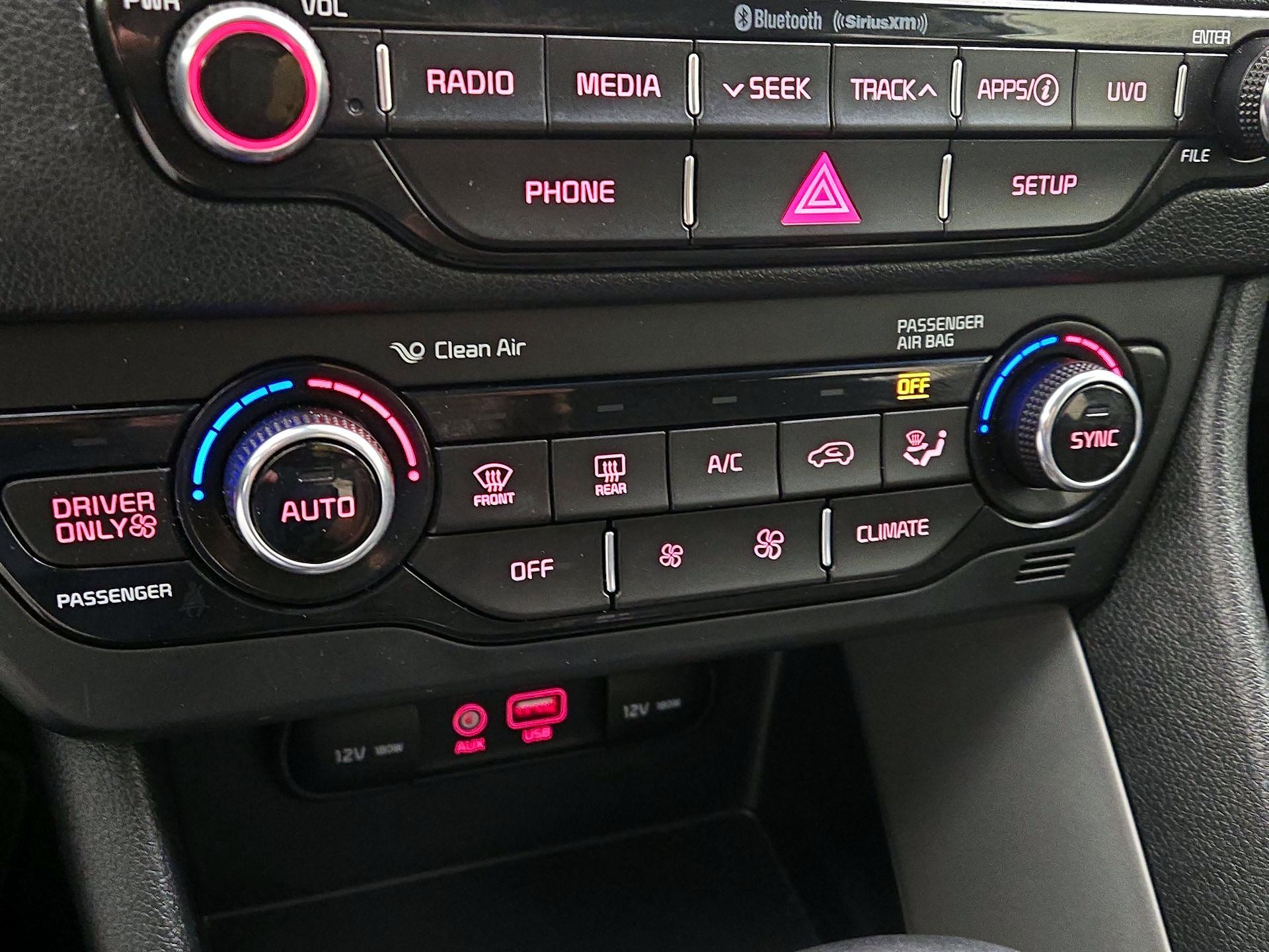 Thumbnail: 2018 Kia Niro - 16