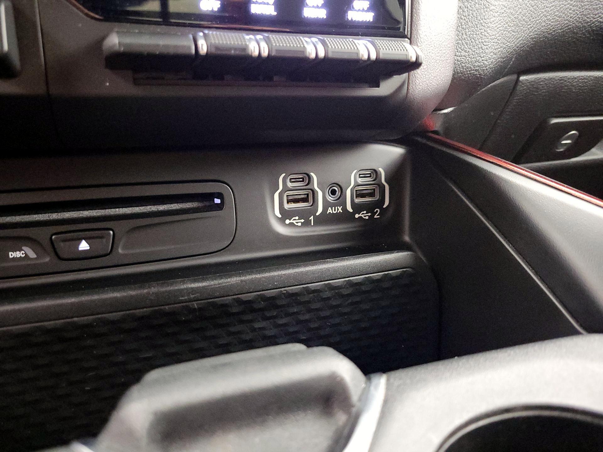Thumbnail: 2019 RAM 1500 - 19