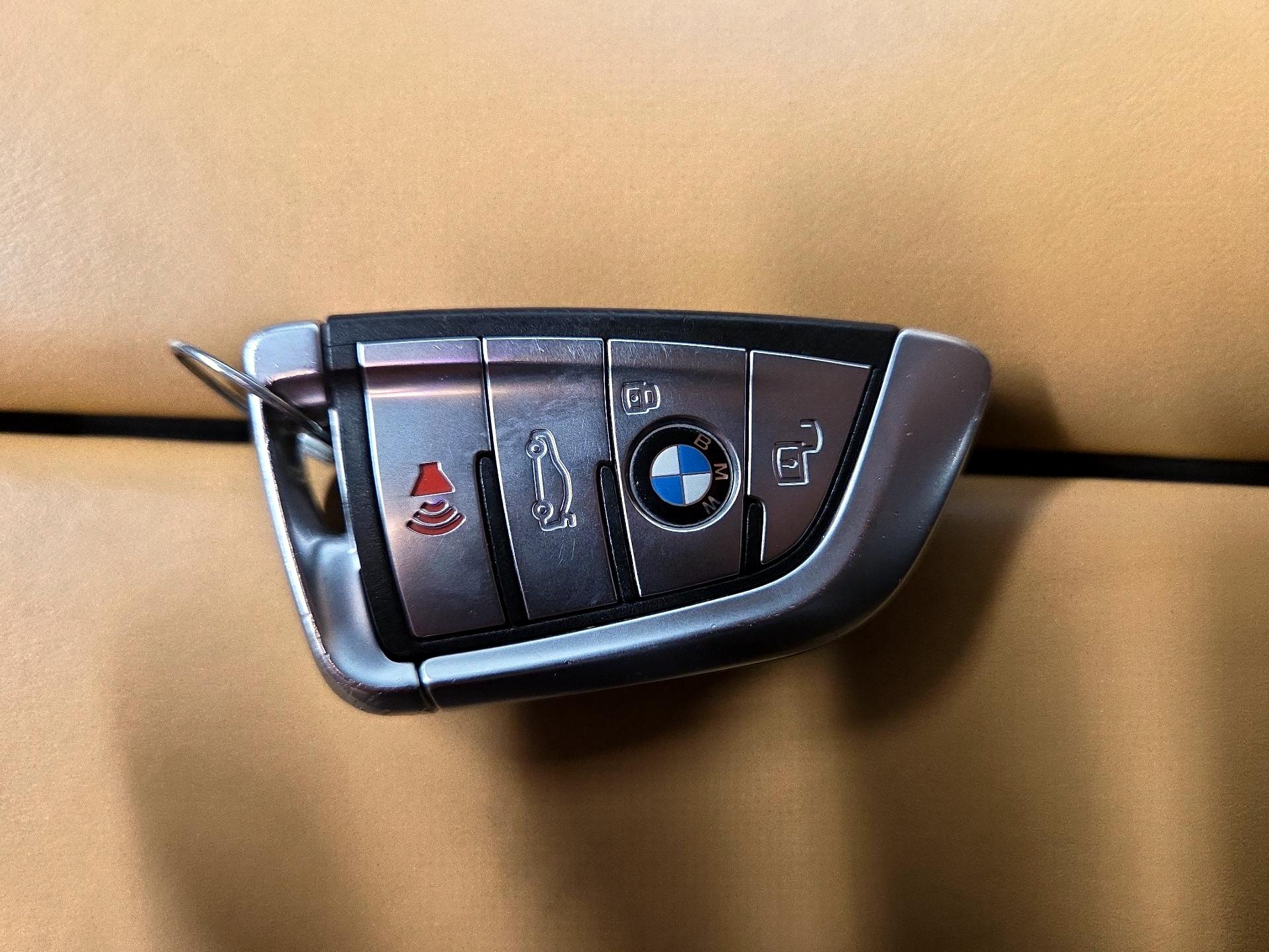Thumbnail: 2020 BMW M8 - 16