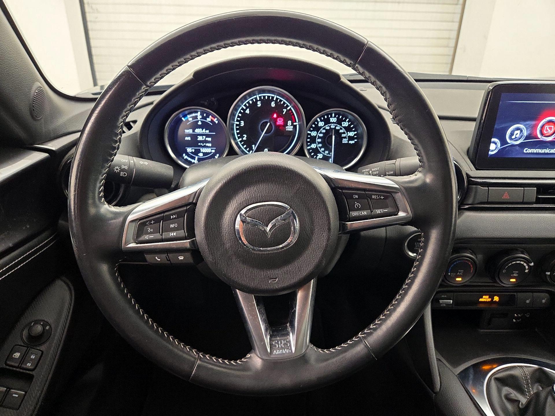 Thumbnail: 2022 Mazda MX-5 Miata - 10
