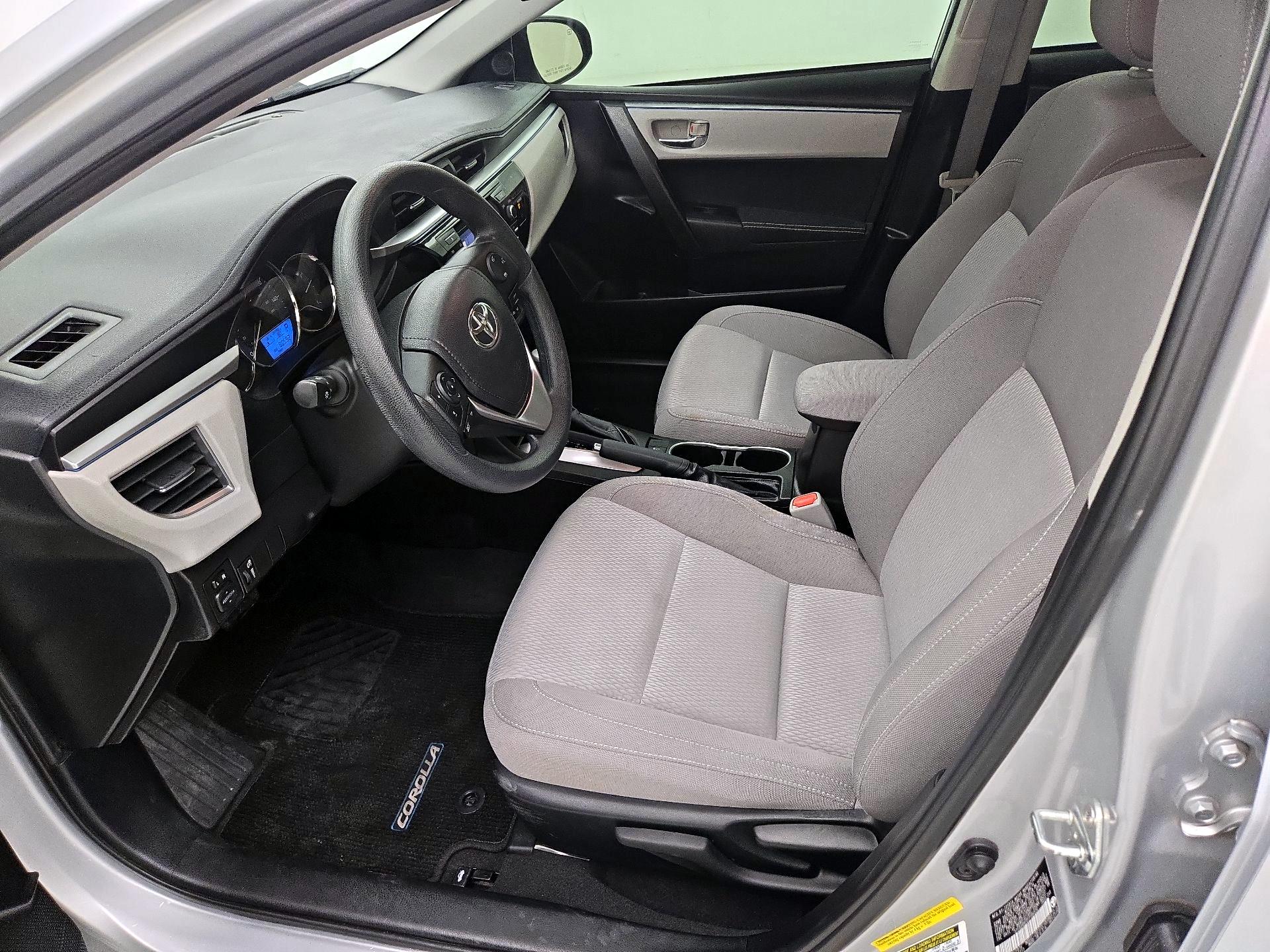 Thumbnail: 2015 Toyota Corolla - 11