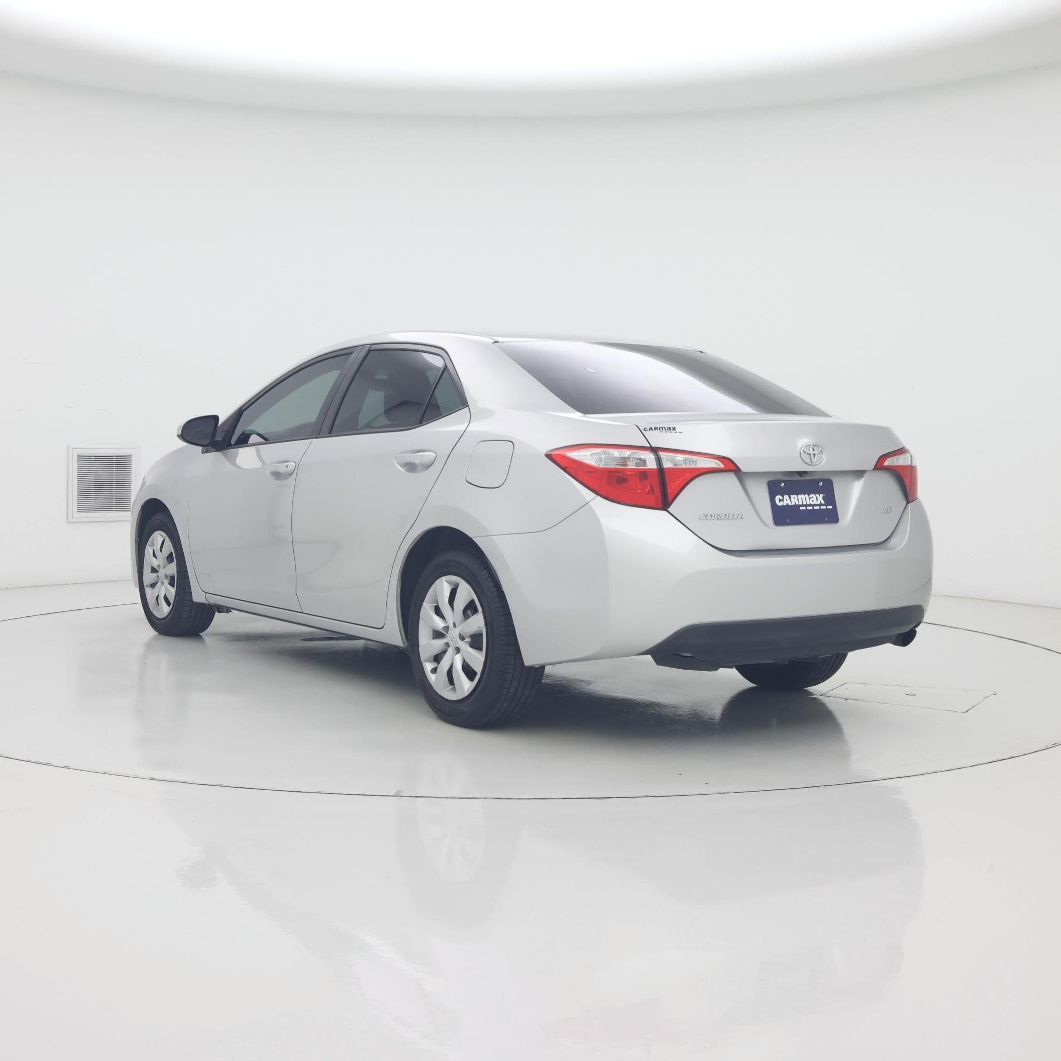 Thumbnail: 2015 Toyota Corolla - 2