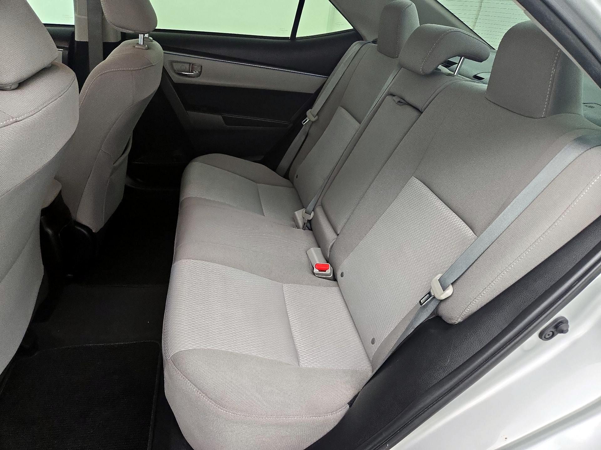 Thumbnail: 2015 Toyota Corolla - 19
