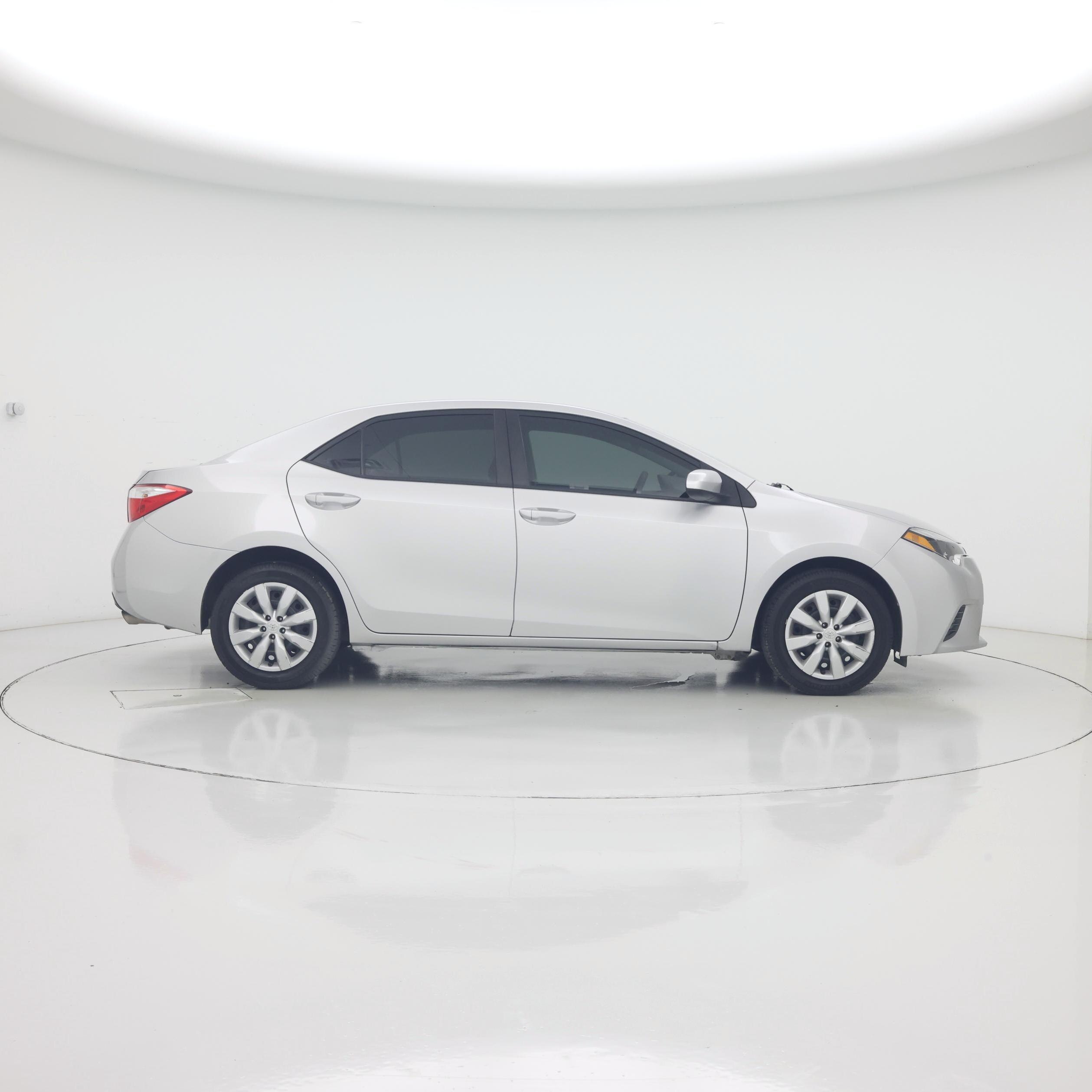 Thumbnail: 2015 Toyota Corolla - 7