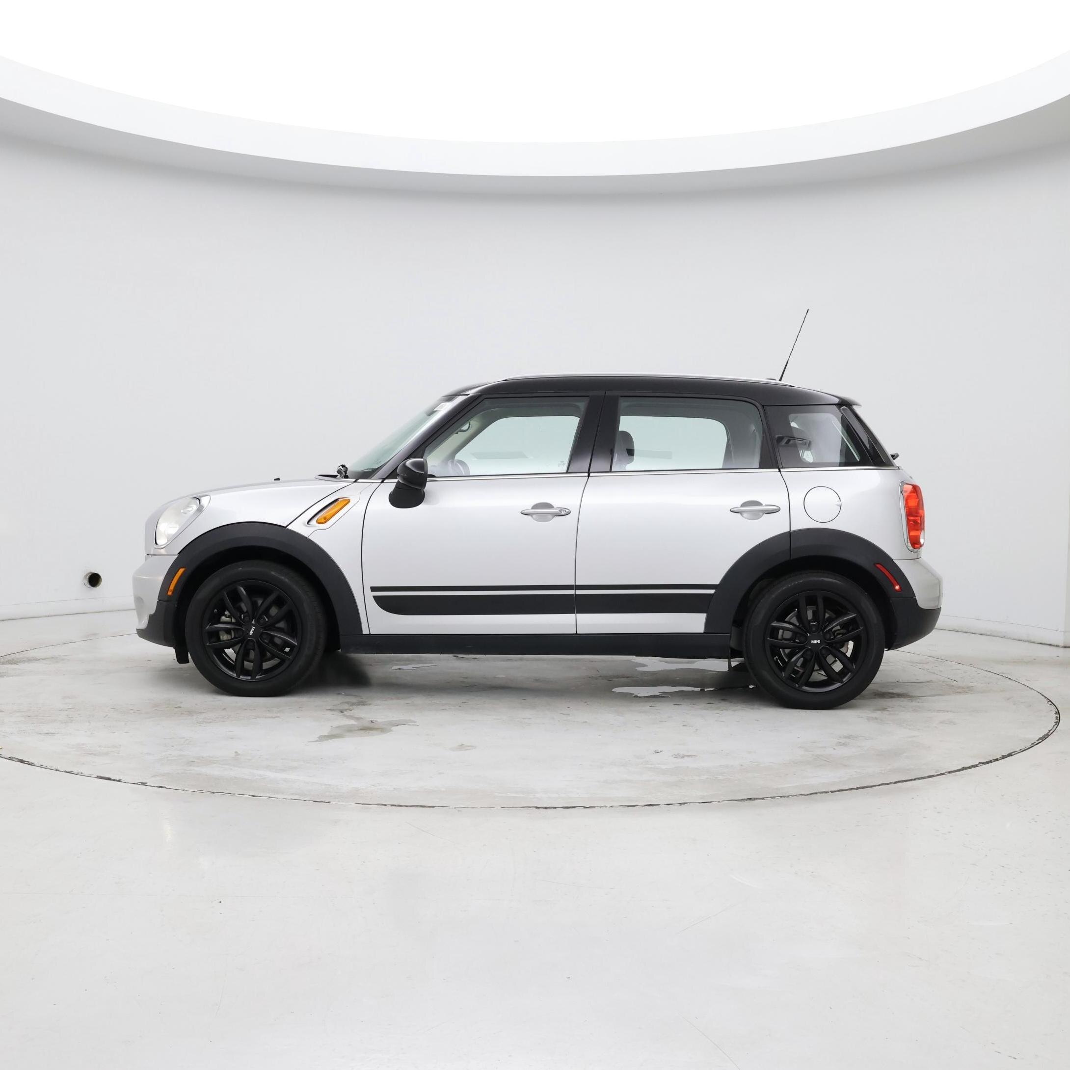 Thumbnail: 2015 MINI Cooper Countryman - 2