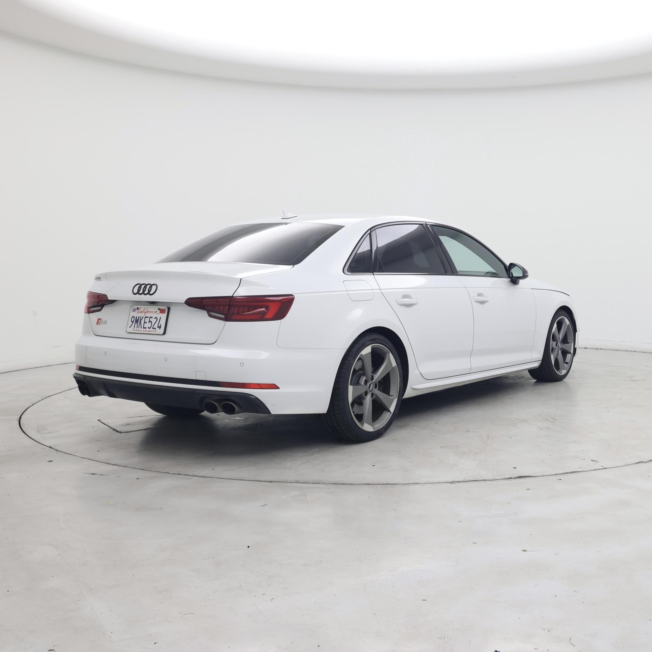Thumbnail: 2019 Audi S4 - 8
