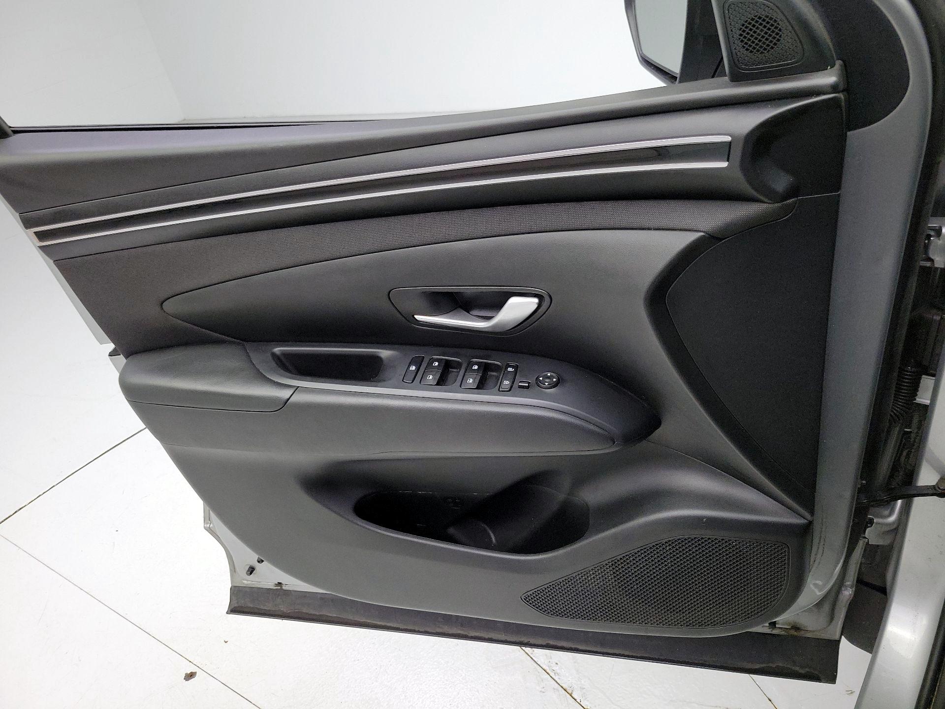 Thumbnail: 2023 Hyundai Tucson - 12