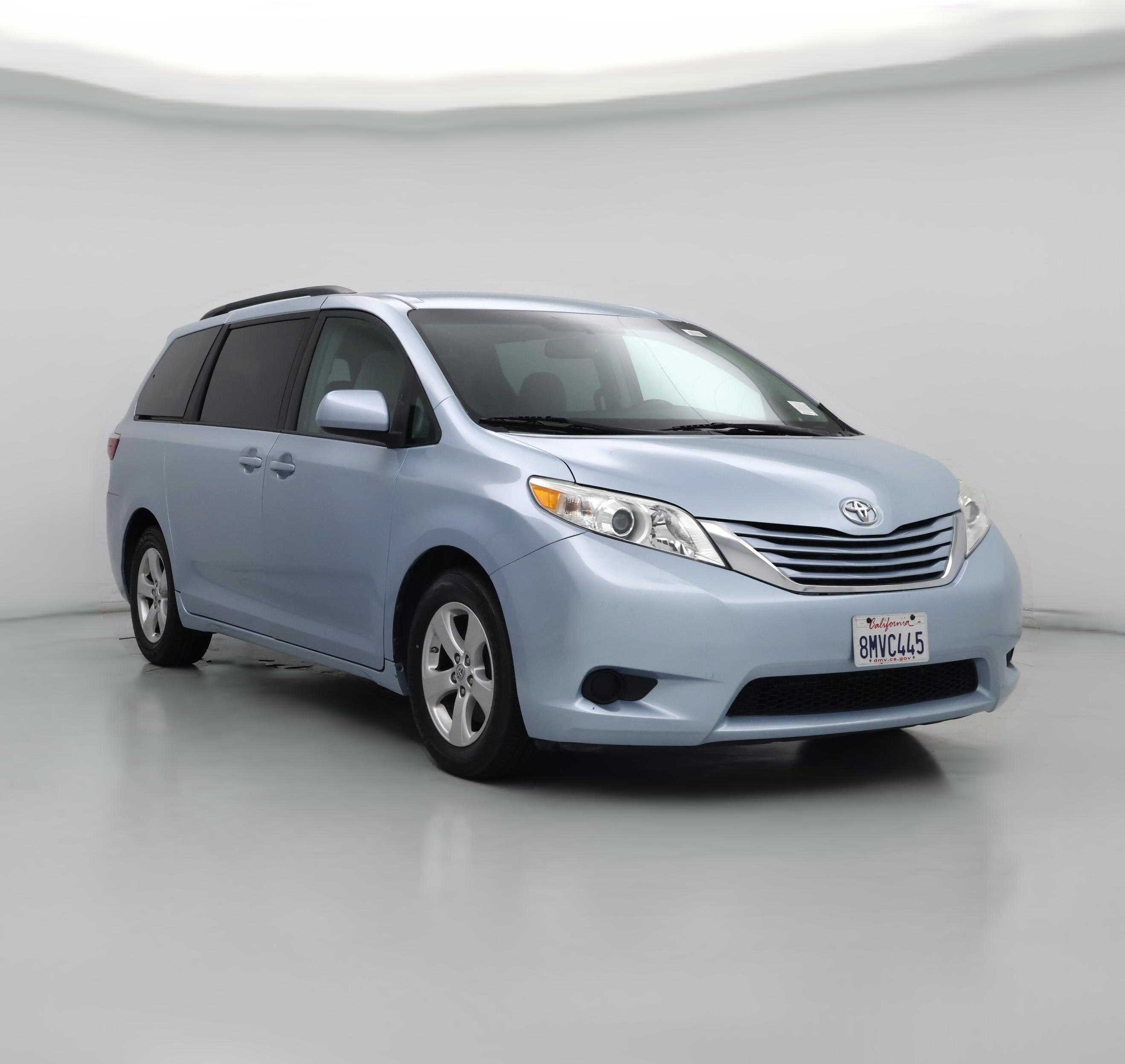 Thumbnail: 2015 Toyota Sienna - 1