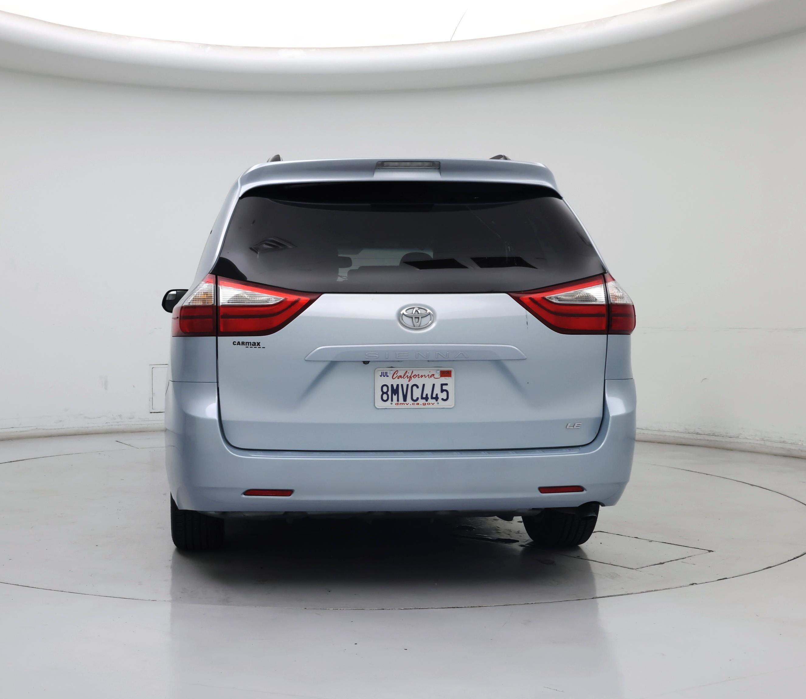 Thumbnail: 2015 Toyota Sienna - 6