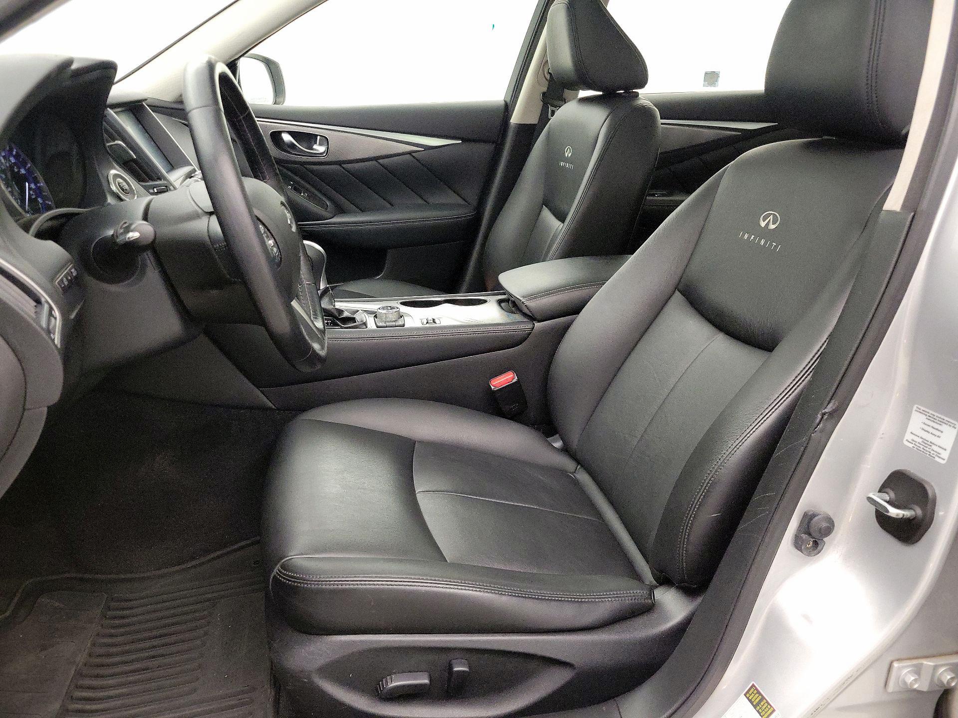 Thumbnail: 2014 INFINITI Q50 - 11